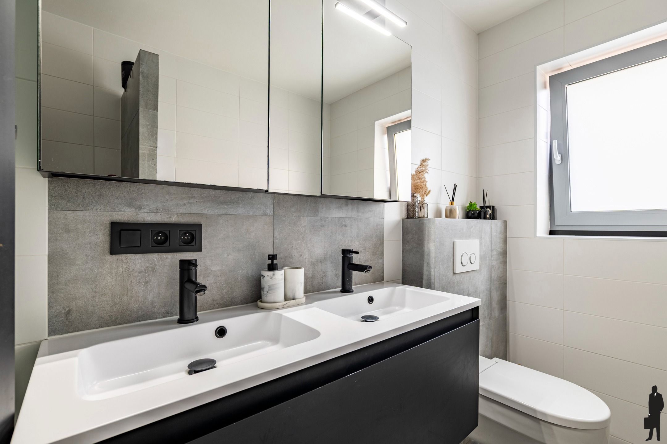 Welgelegen energiezuinige woning met 5 slpks en 2 badks foto 15