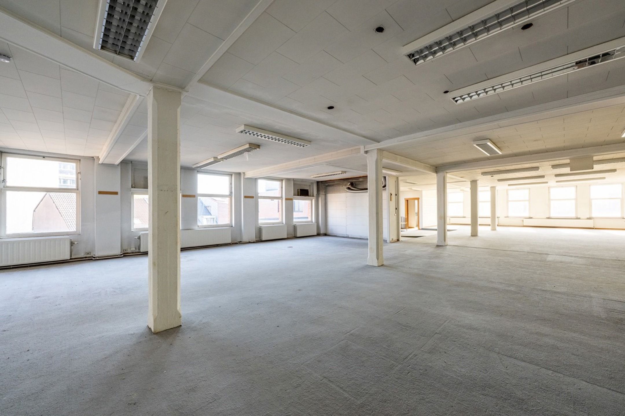 Te Koop Royale Kantoorgebouw/Pakhuis te Antwerpen-Noord foto 18