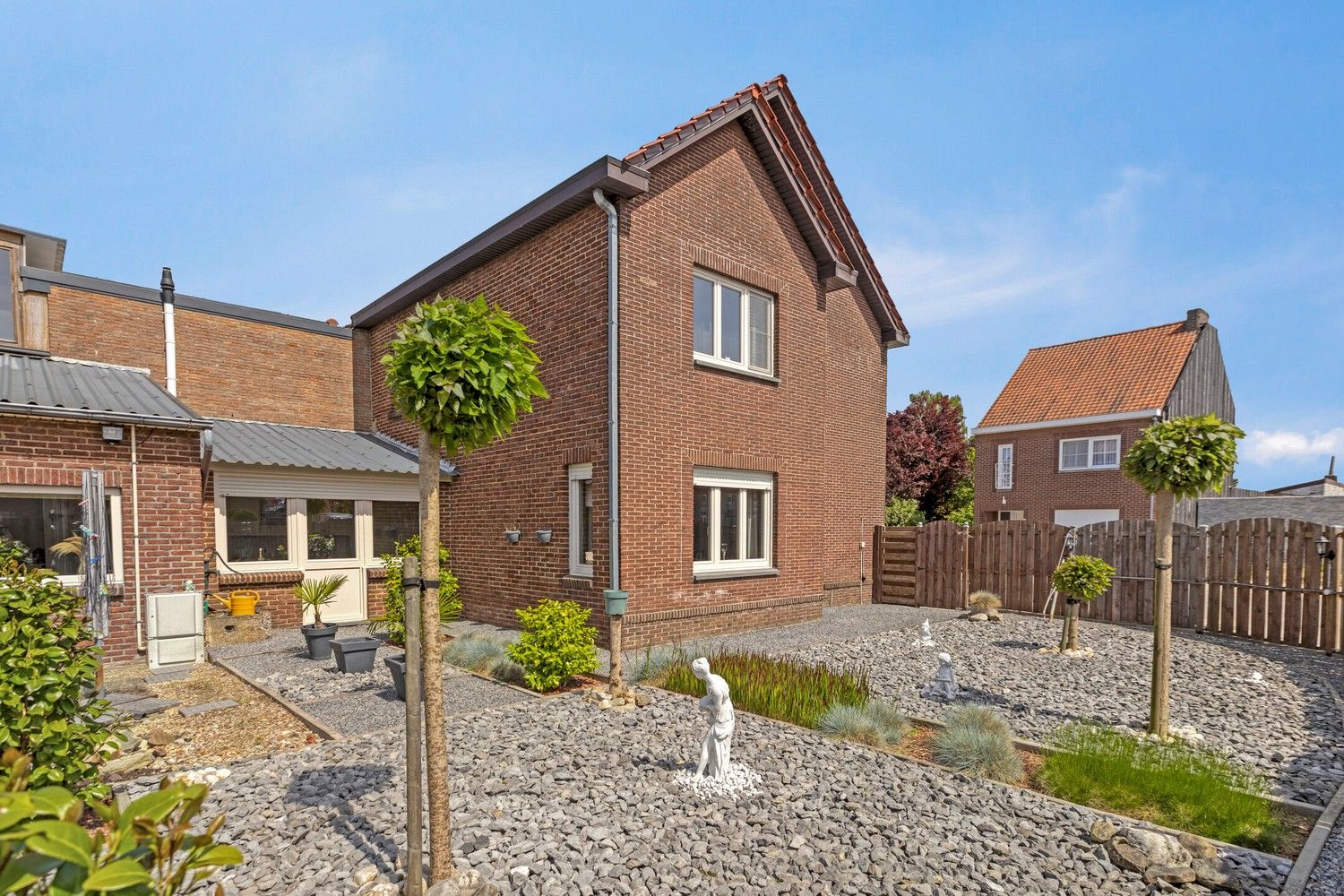 Gezinswoning met drie slaapkamers en veel potentieel in het landelijke Uikhoven (Maasmechelen) foto 36