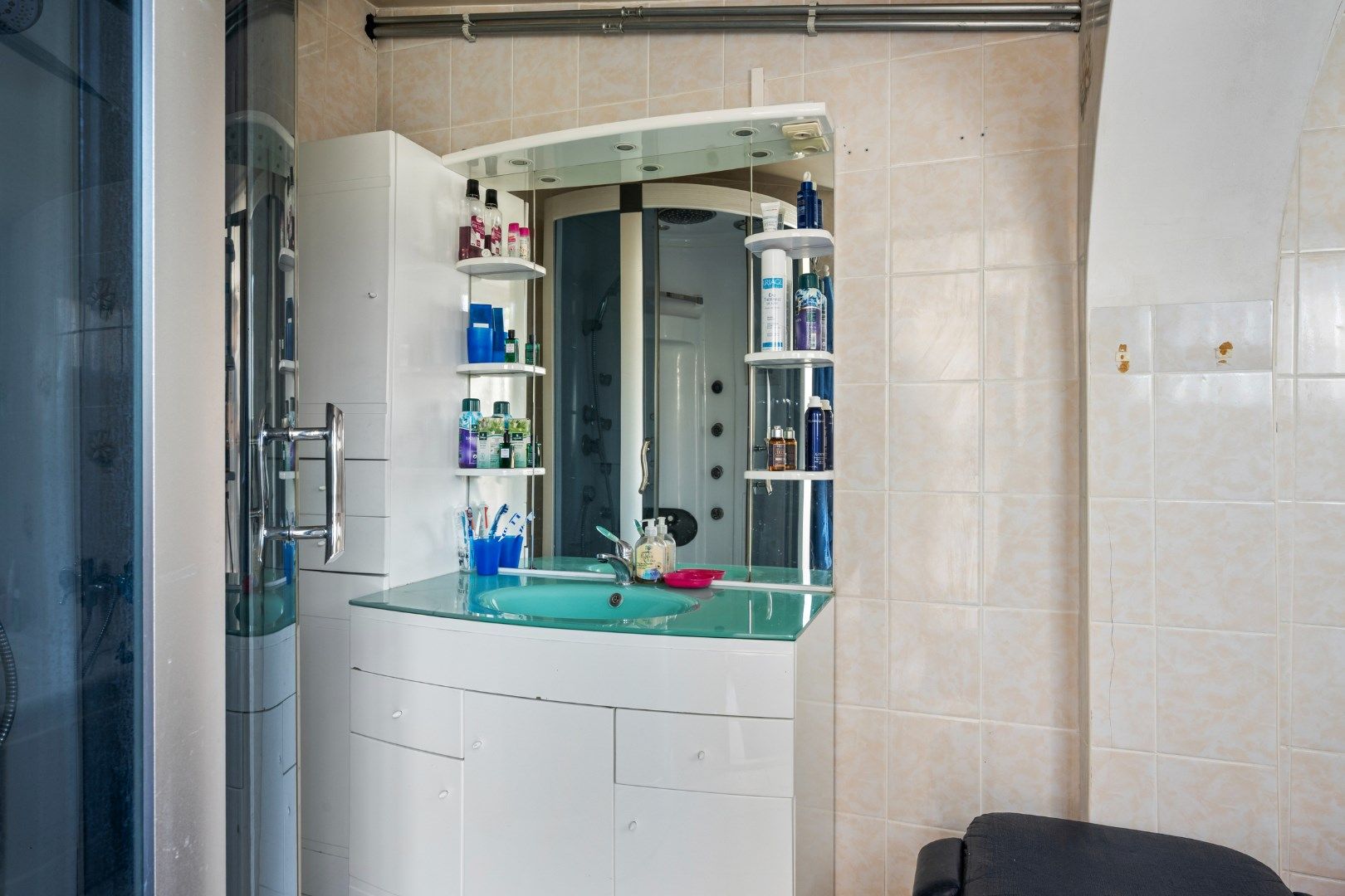 Instapklare/op te frissen woning aan de Leie foto 8