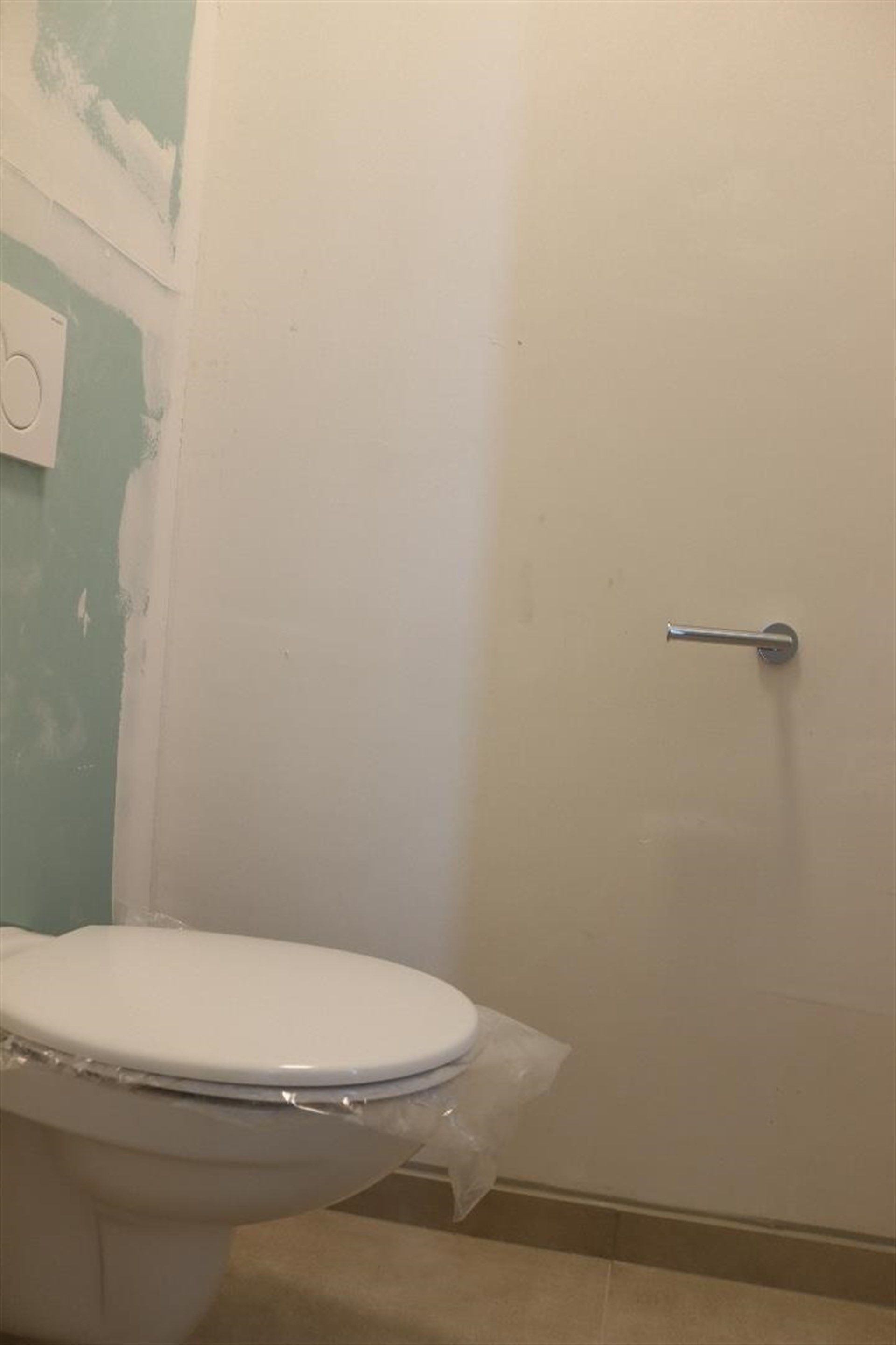 Ruime energiezuinige nieuwbouw woning op gunstige ligging. foto 12