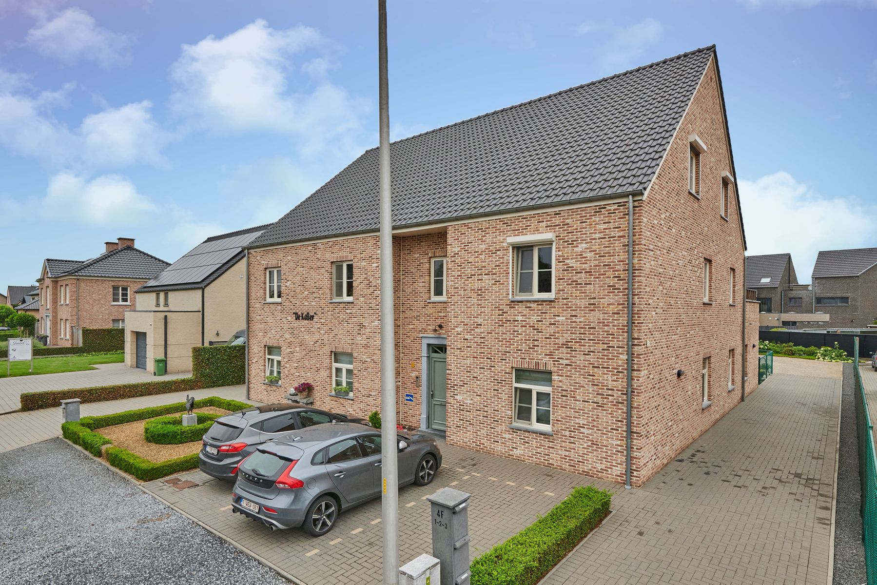 Appartement te huur foto {{pictureIndex}}
