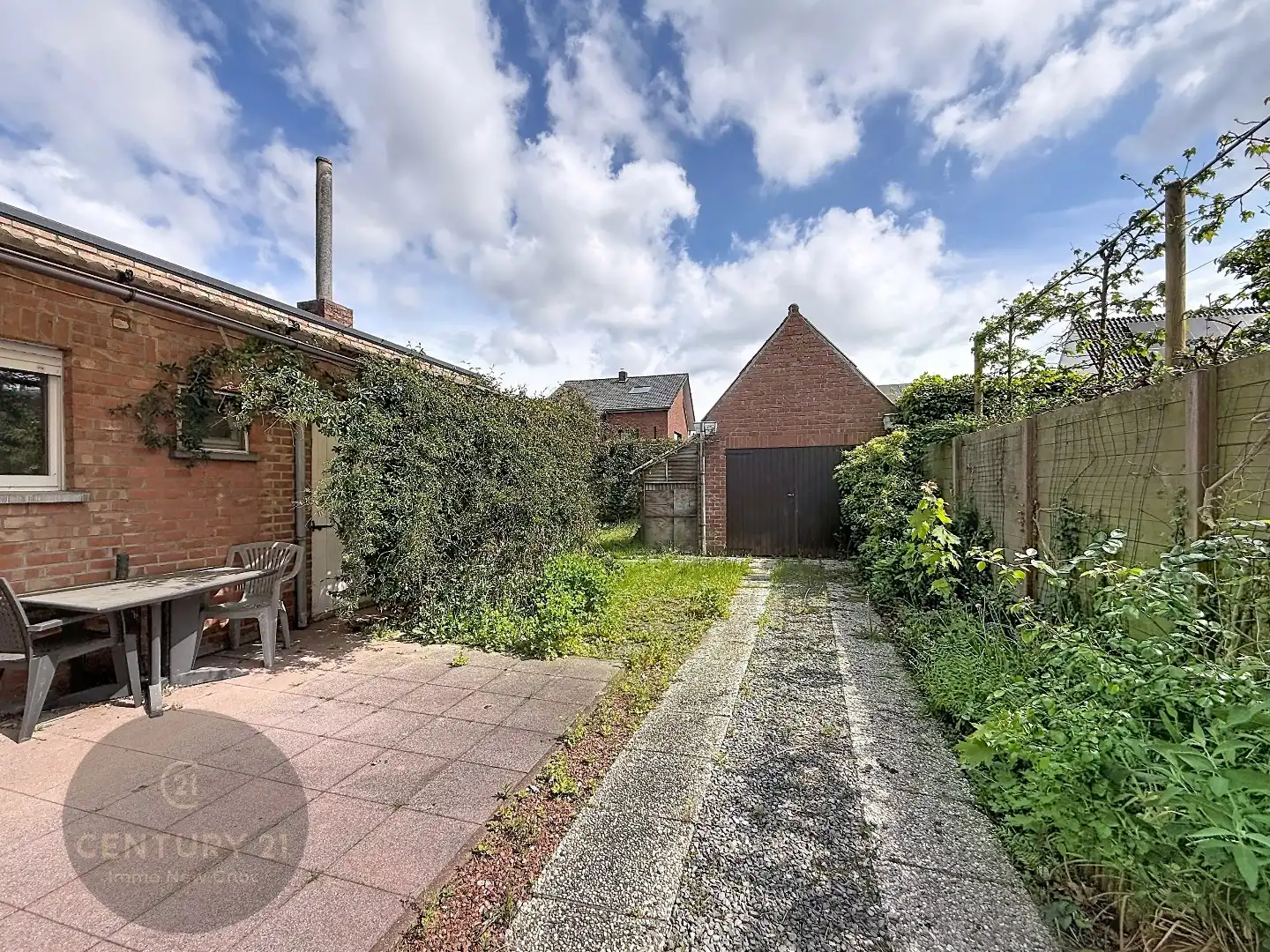 Te renoveren halfopen bebouwing met 3 slaapkamers  foto 16