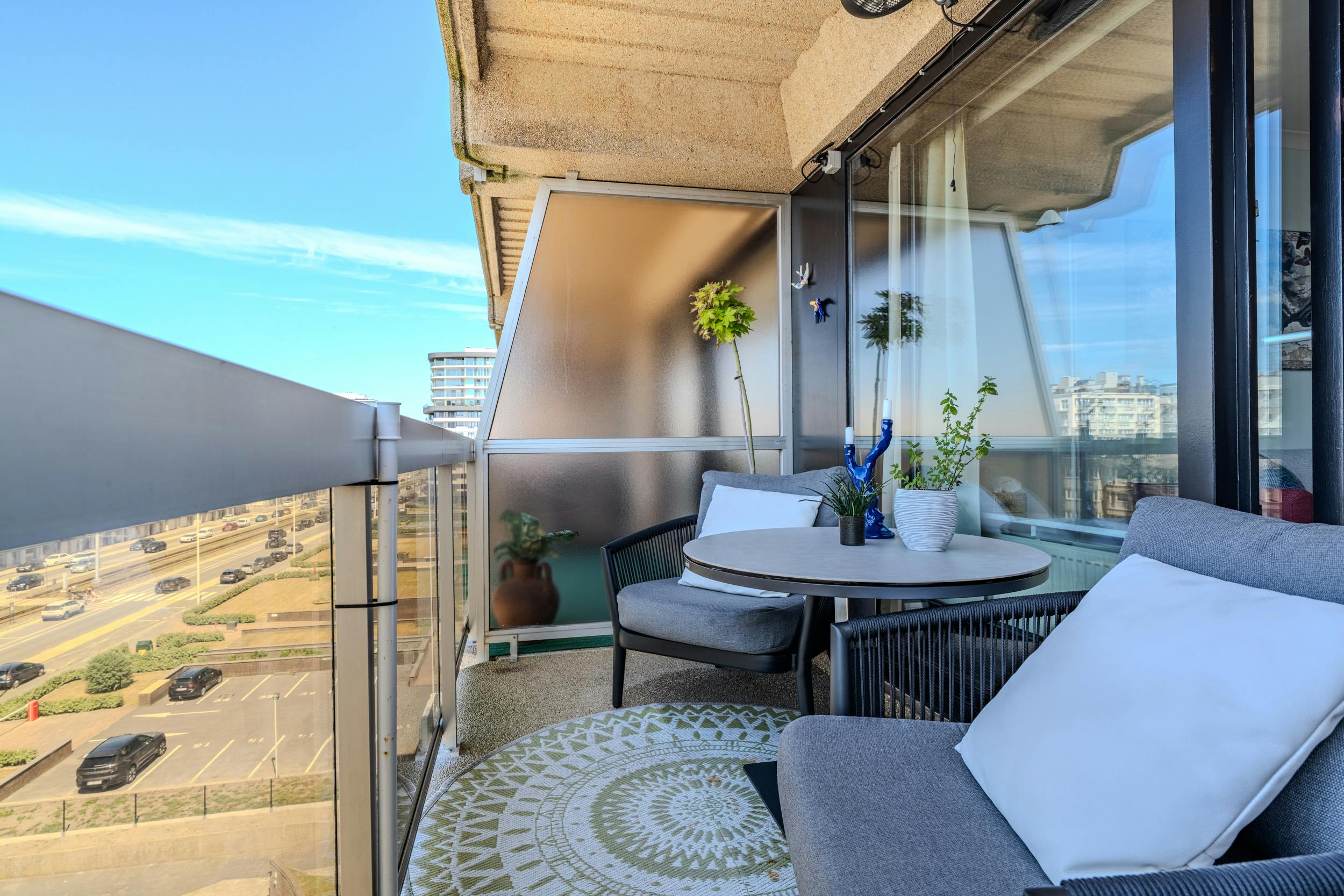Magnifieke studio met terrasje te Mariakerke - Oostende foto 5