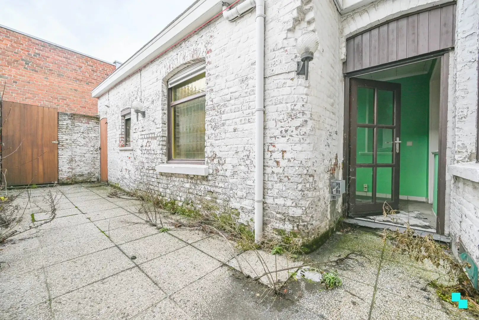 Ruime te renoveren halfopen bebouwing te Bissegem foto 14