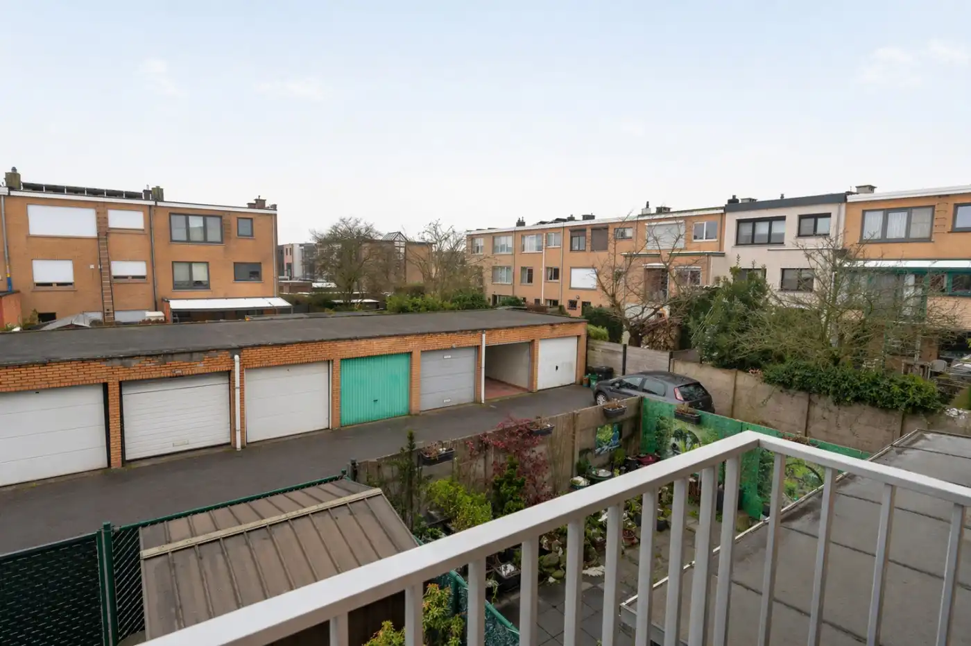 Gezellig app. op 1e verd. met 2 slpk., terras en garage foto 14