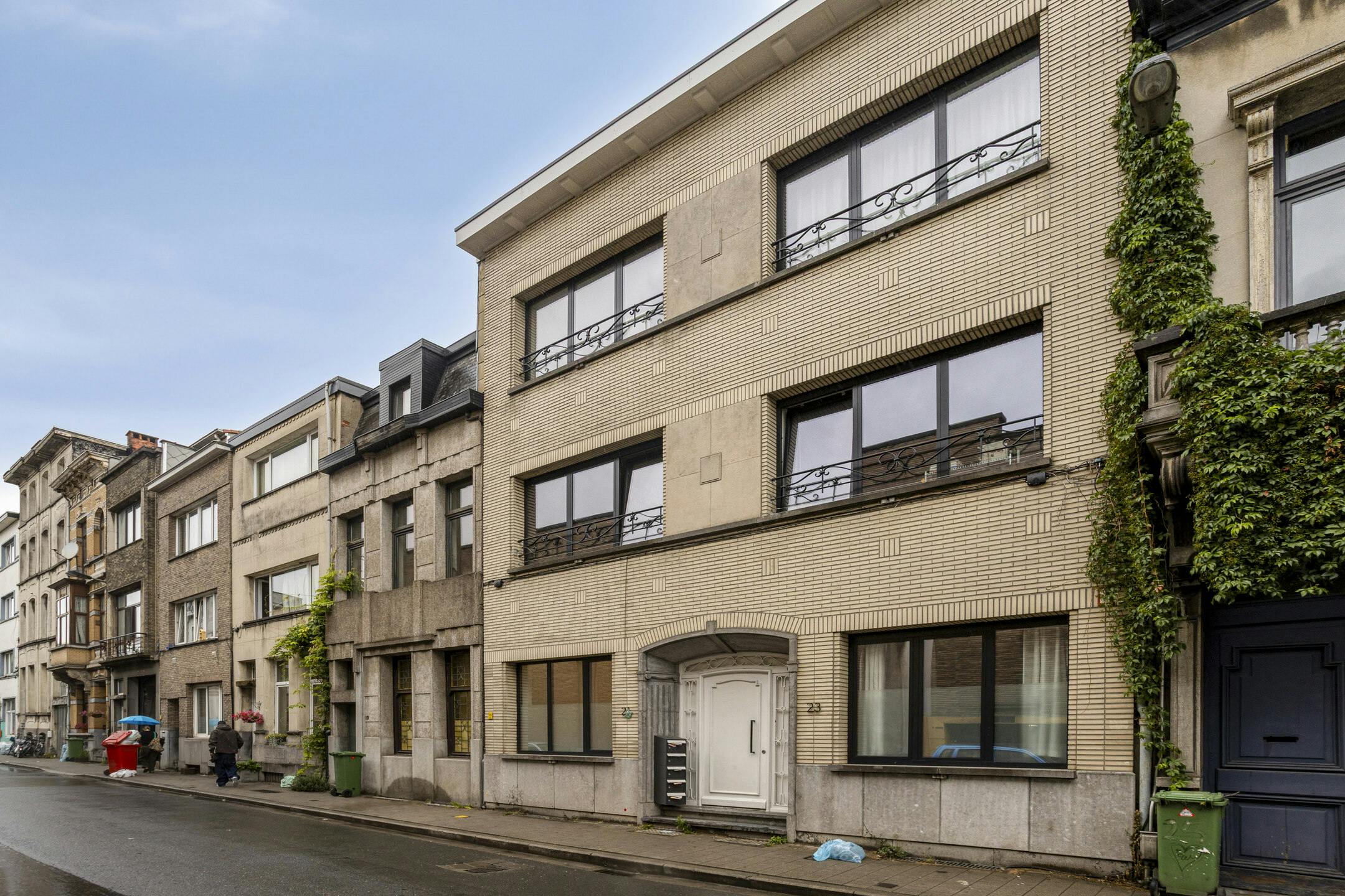 Gerenoveerde studio met terras te koop in Antwerpen foto 14