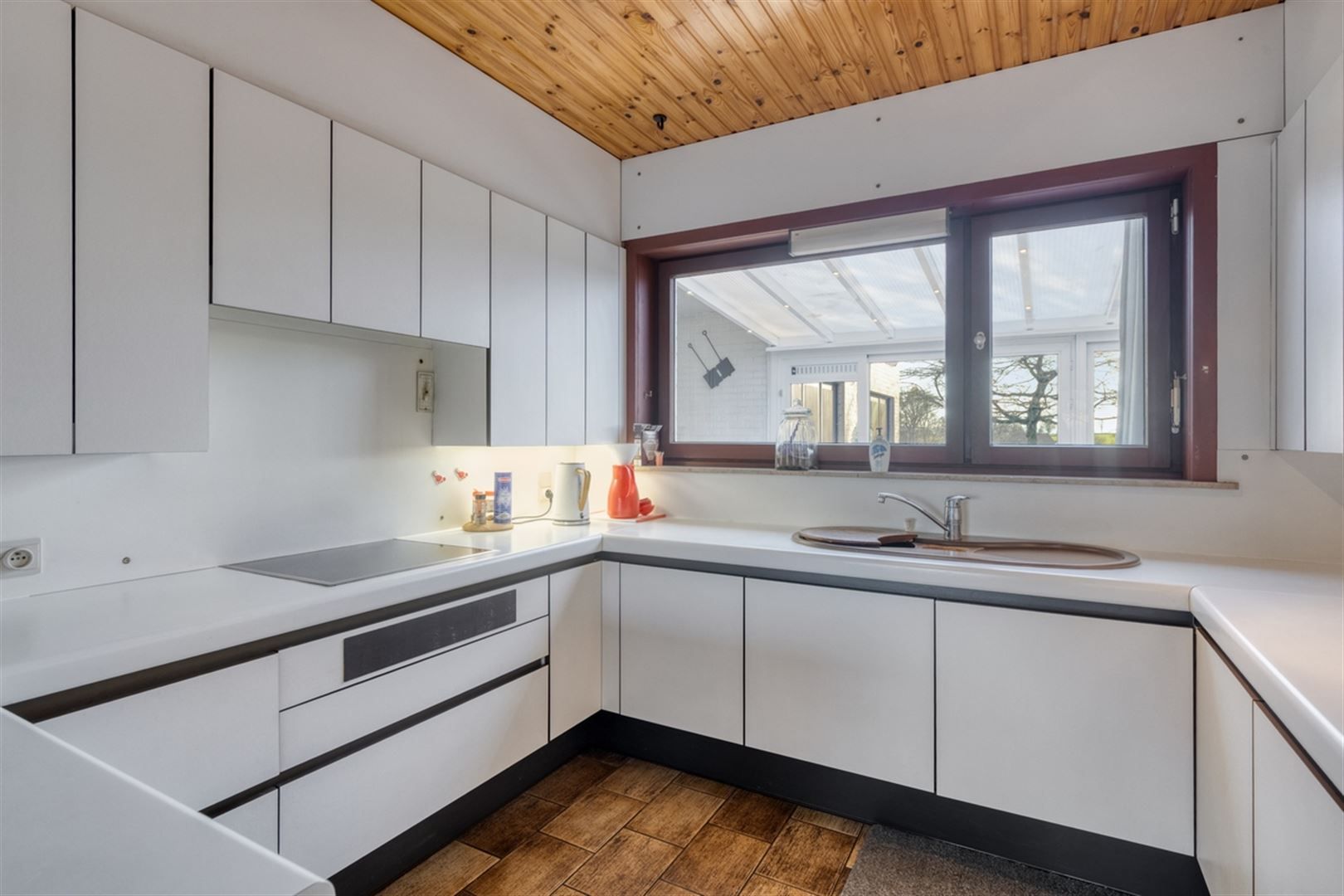 Mooi gelegen statige woning op 1231 m2 foto 18