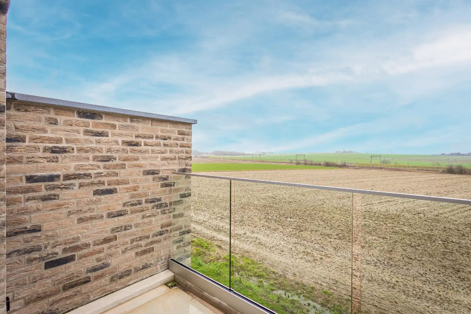 Duplex 3 slpk, terras en 2 autostaanplaatsen foto 10