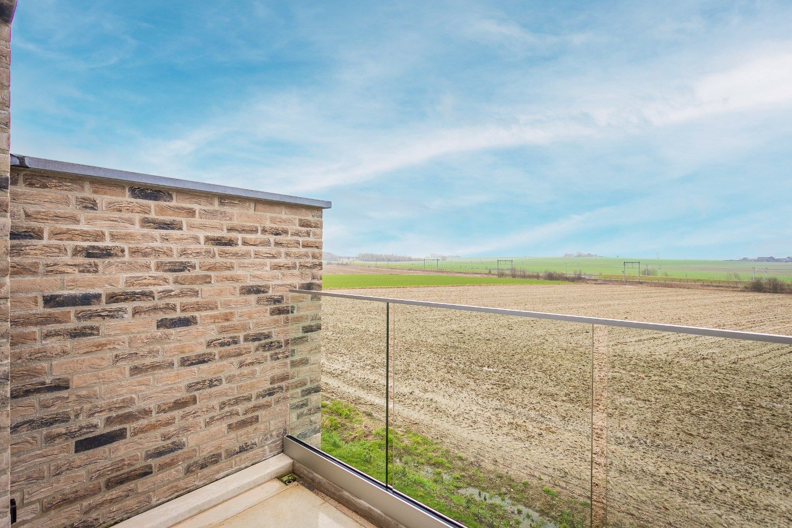 Duplex 3 slpk, terras en 2 autostaanplaatsen foto 10