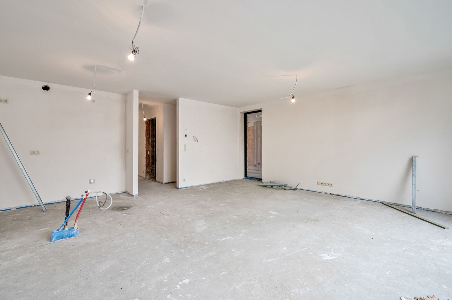 Gelijkvloers NB-appartement met terras en tuintje! foto 8