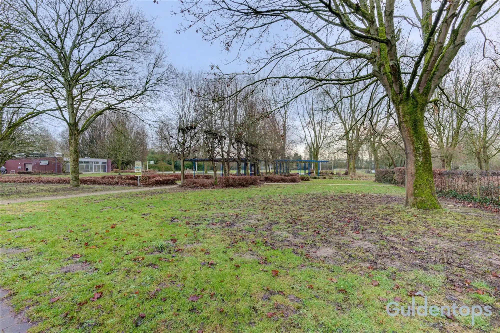 3-slaapkamerappartement op knappe ligging foto 3