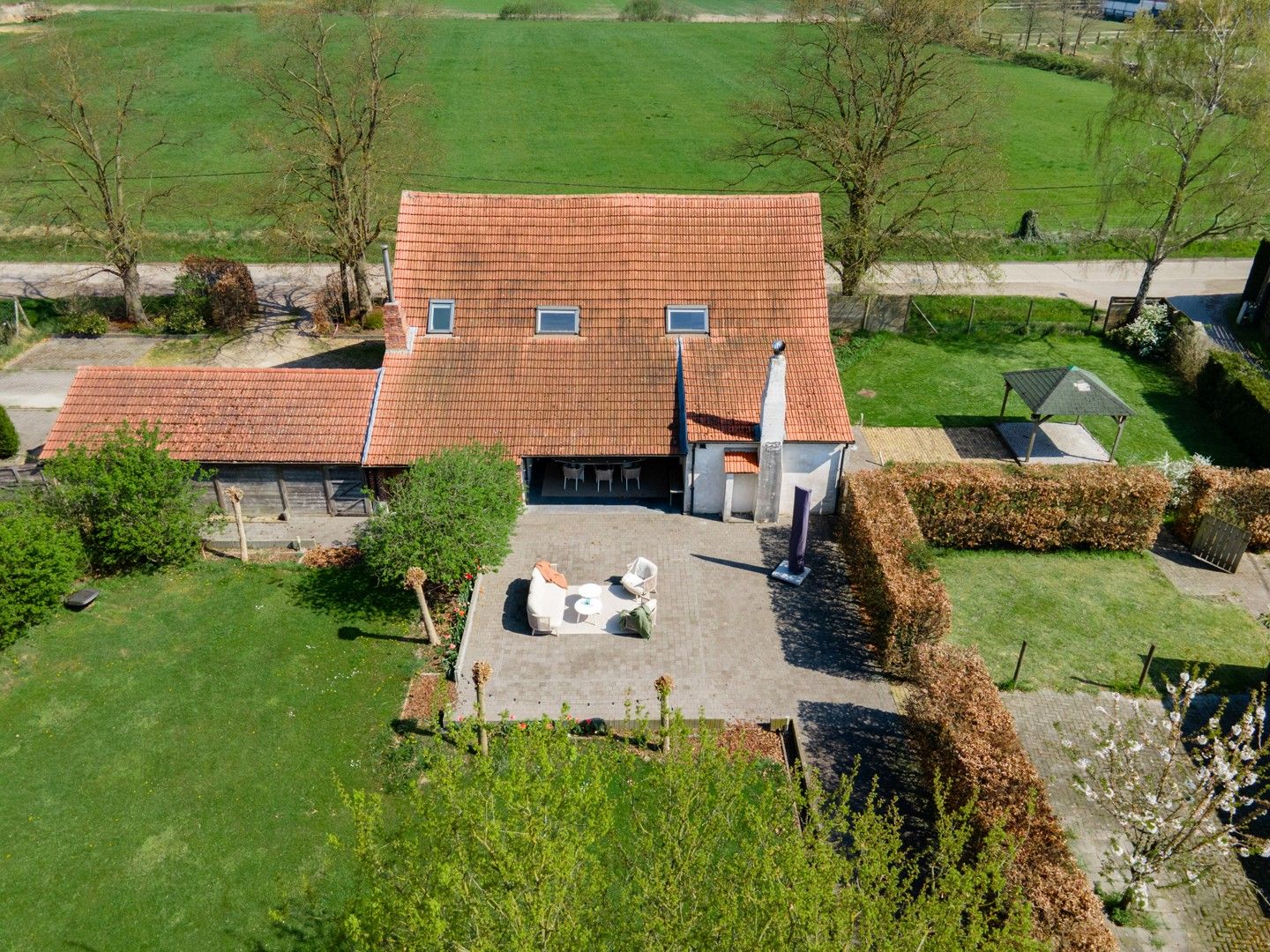Karaktervolle hoeve op royaal perceel – ruimte, charme en eindeloze mogelijkheden foto 32