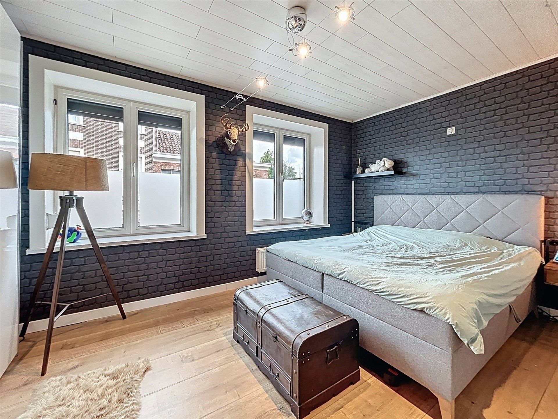 instapklare gezinswoning met 4 slaapkamers en prachtige tuin op perceel van 200m²  foto 13
