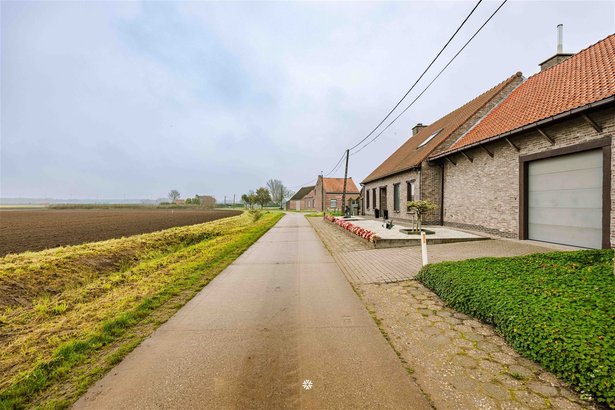 Ontdek deze landelijk gelegen woning te Vrasene foto 6