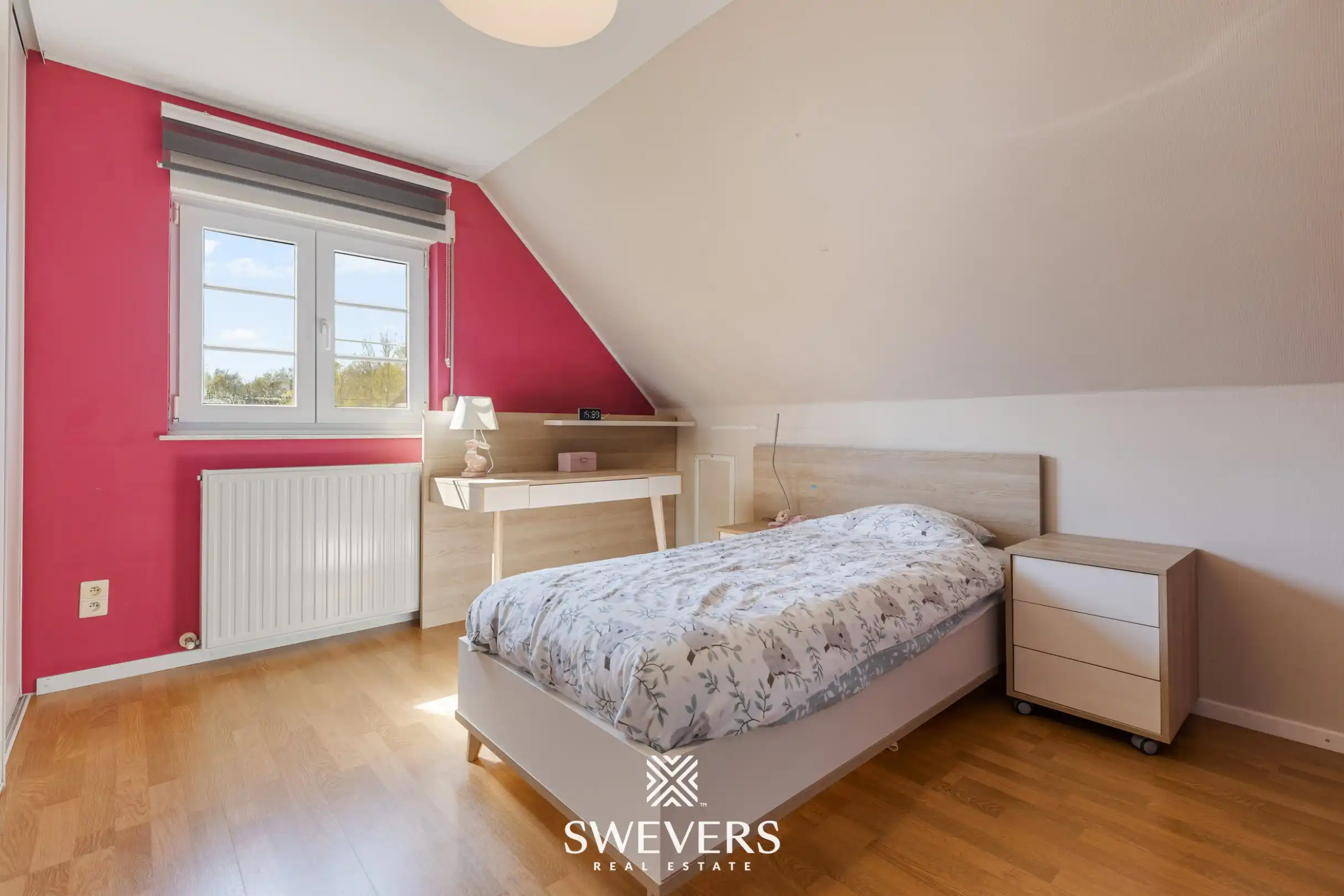 Instapklare woning met prachtig aangelegde tuin en bijgebouw in Helchteren foto 22