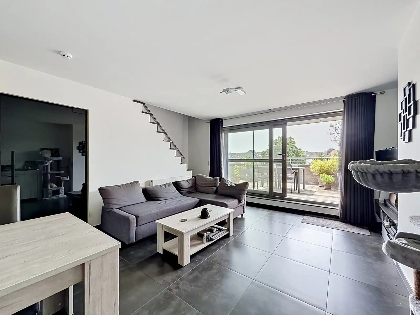 Prachtig duplexappartement met 2 SLPK, Terras & Staanplaats! foto 4