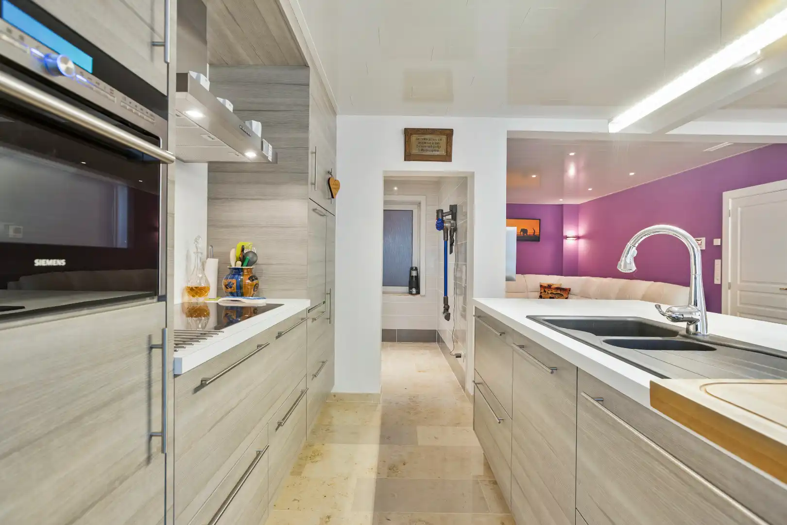 Ruime en centraal gelegen woning met dubbele garage foto 13
