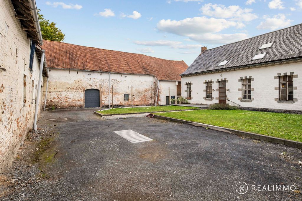 Authentieke vierkantshoeve op mooie ligging met tal van mogelijkheden foto 16