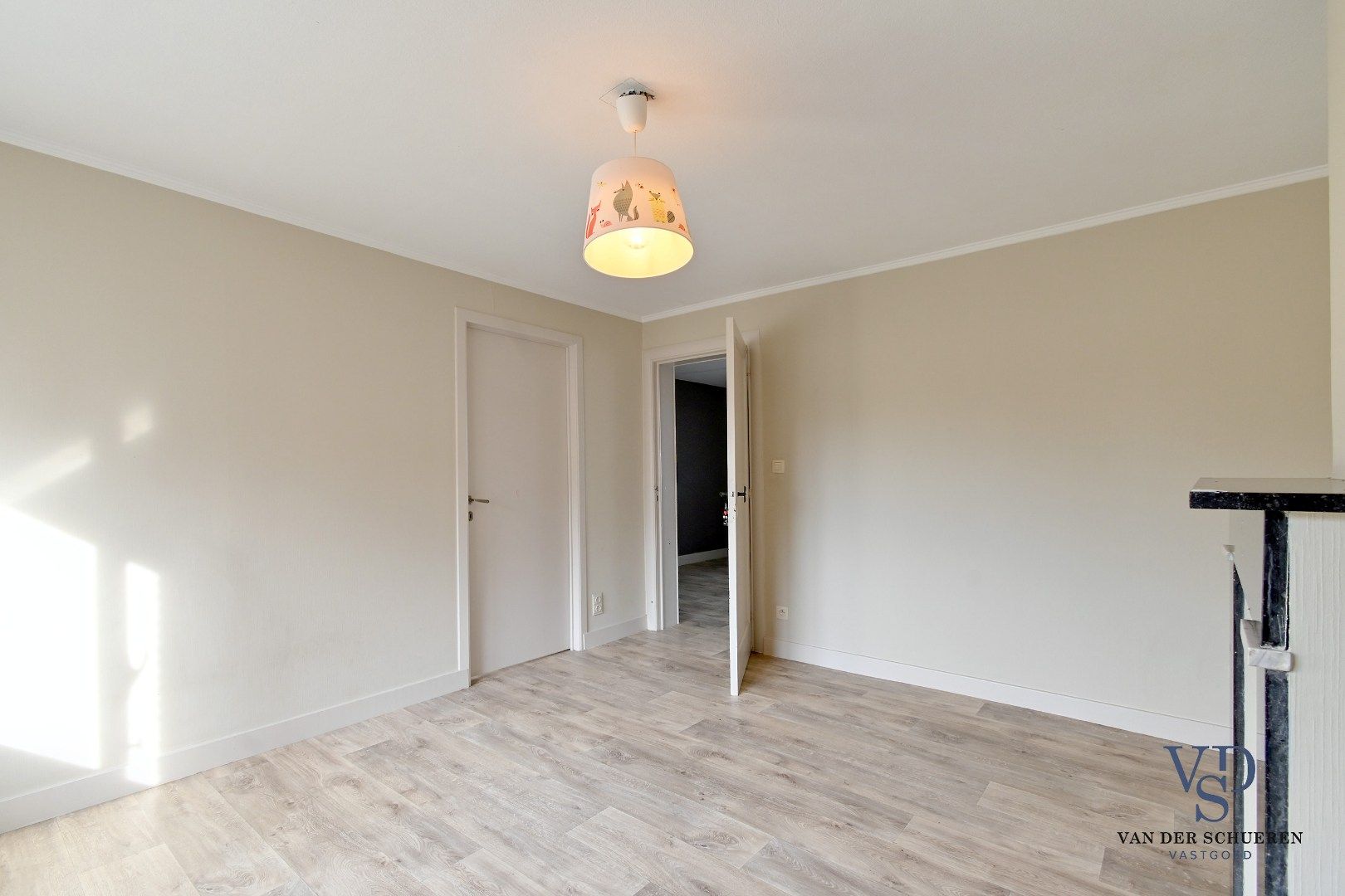 Te renoveren woning in centrum Balegem. foto 36