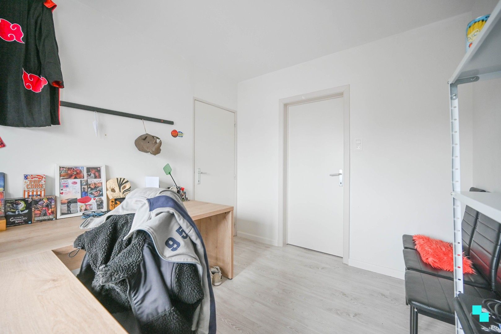 Ruime, gerenoveerde woning nabij centrum Oostrozebeke foto 27