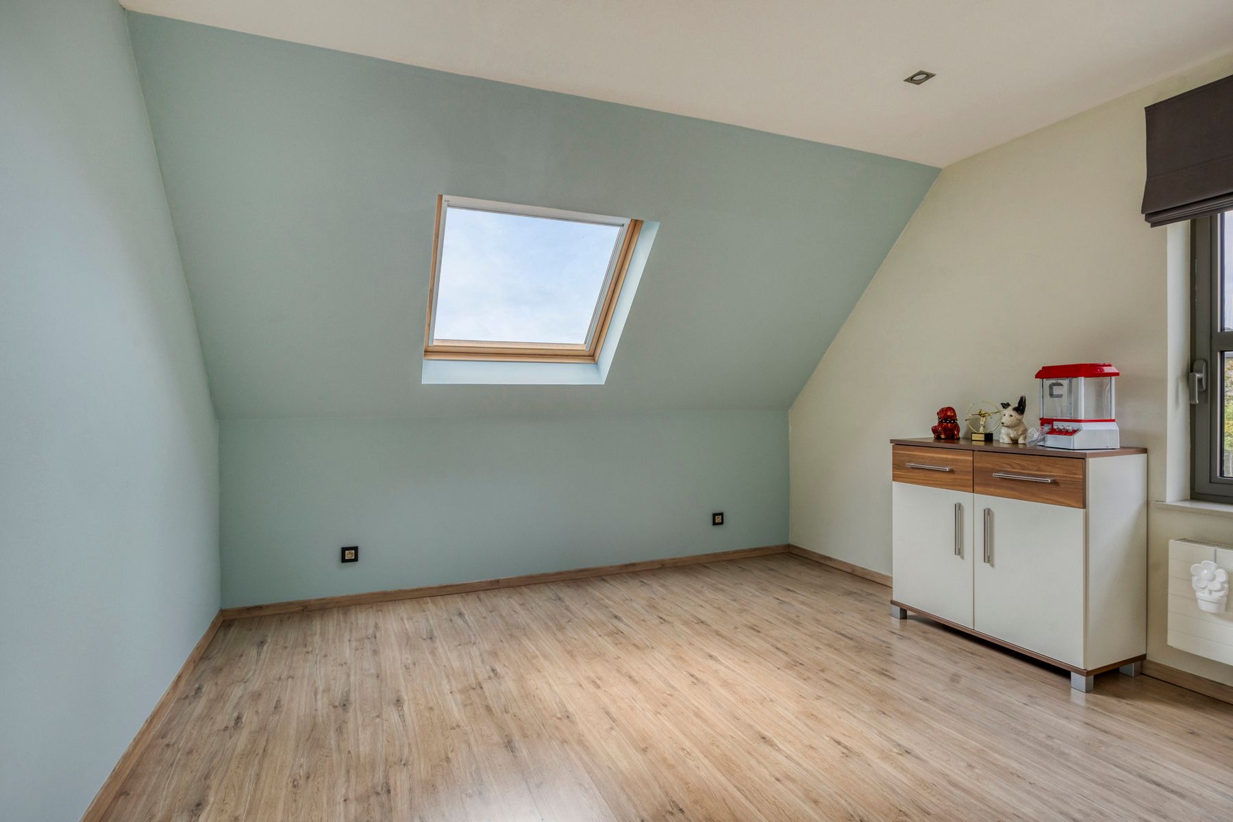 Instapklare HOB met 2 slaapkamers, garage en tuin! foto 17