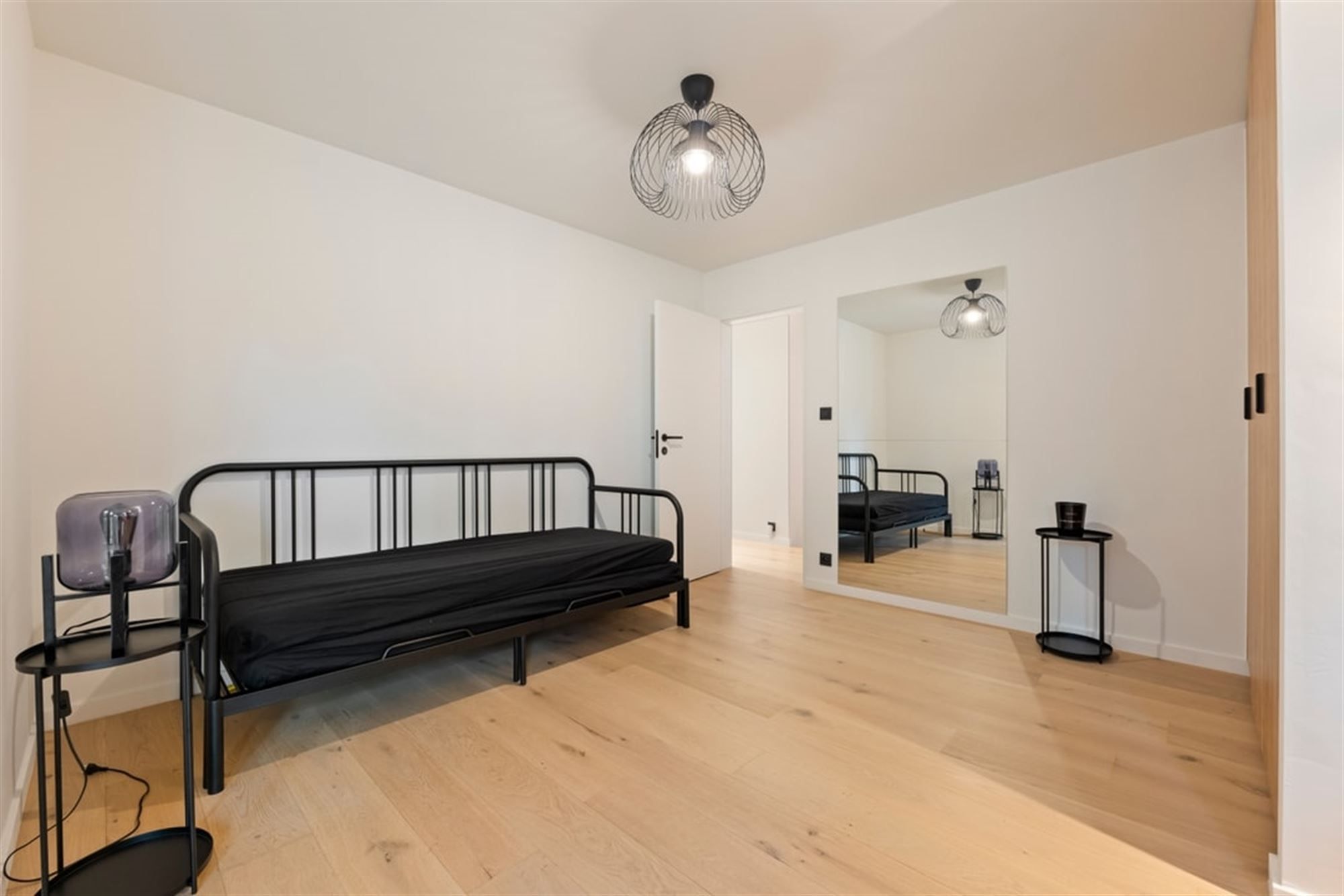 UNIEKE DESIGNWONING MET MODERNE AFWERKING EN STIJVOLLE ARCHITECTUUR foto 47