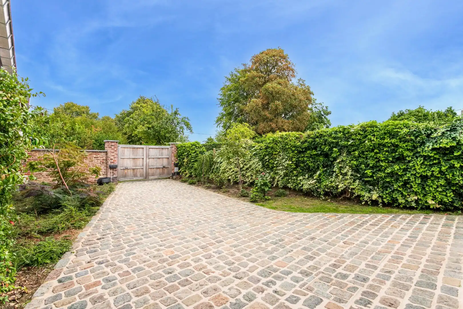 Charmante woning met 3 à 4 slpk en tuin te Halle foto 4