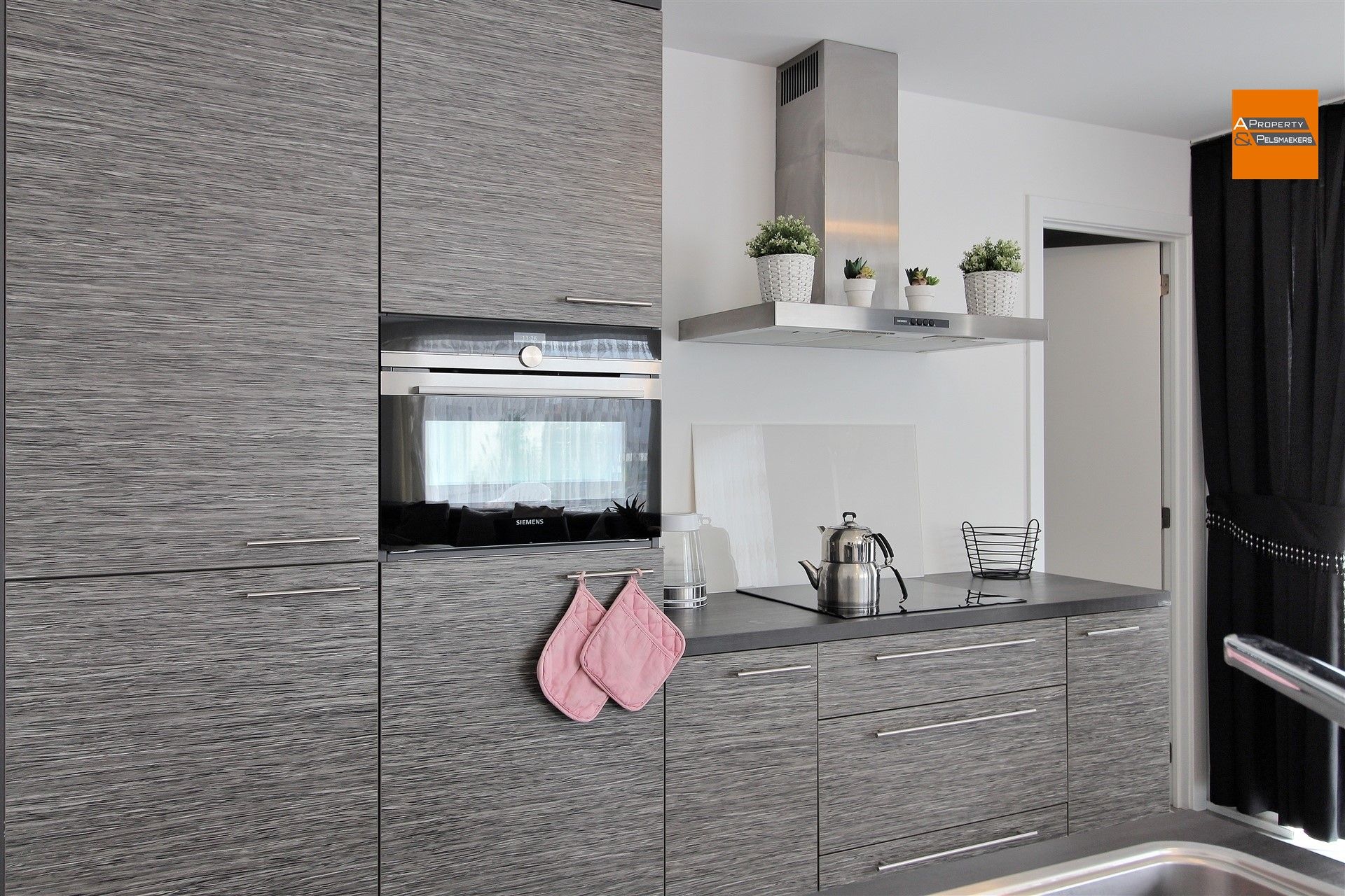 Unieke kans! recente en moderne 2-slaapkamer appartement in Brussel-centrum  foto 5