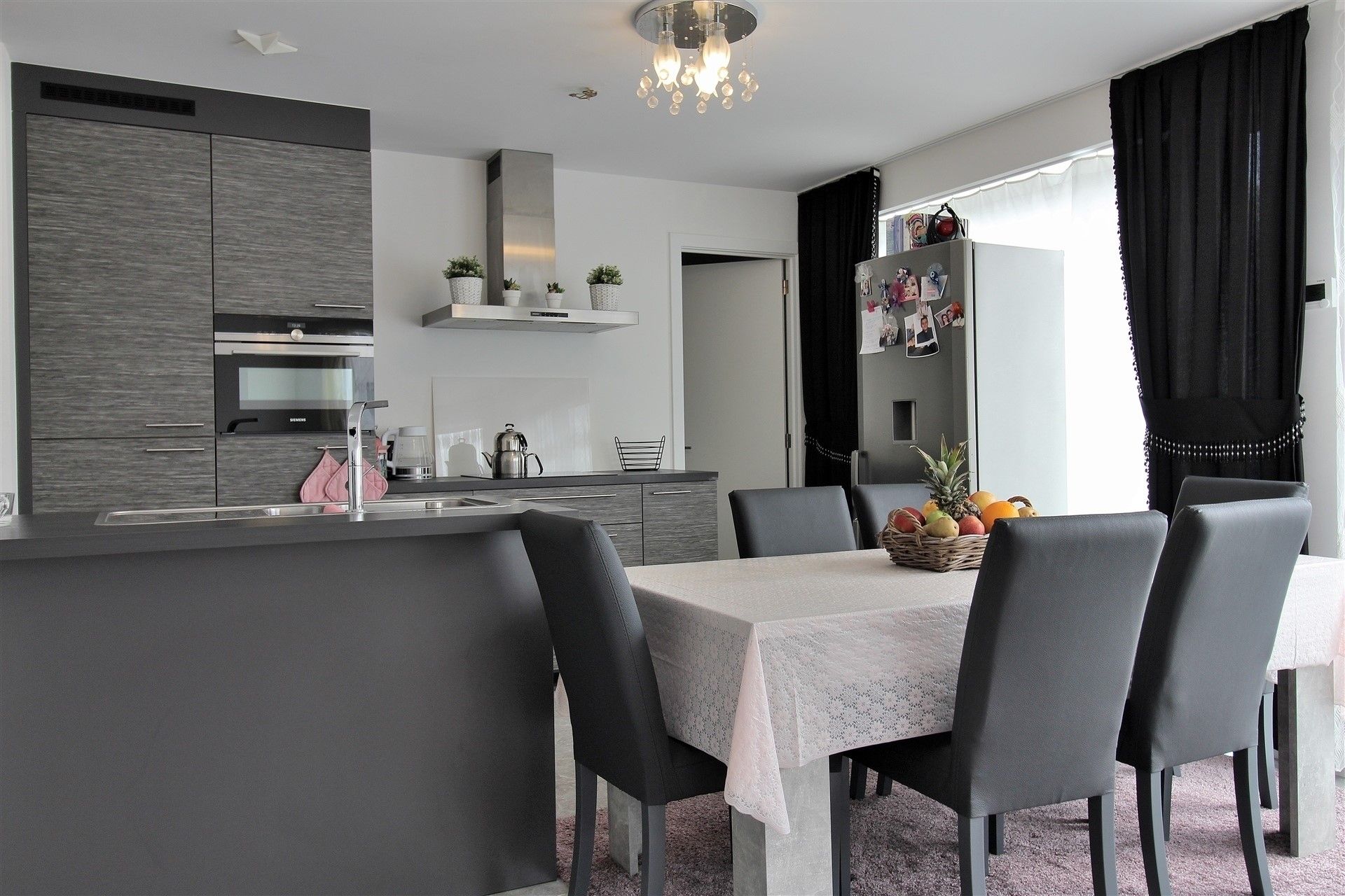 Unieke kans! recente en moderne 2-slaapkamer appartement in Brussel-centrum  foto 5