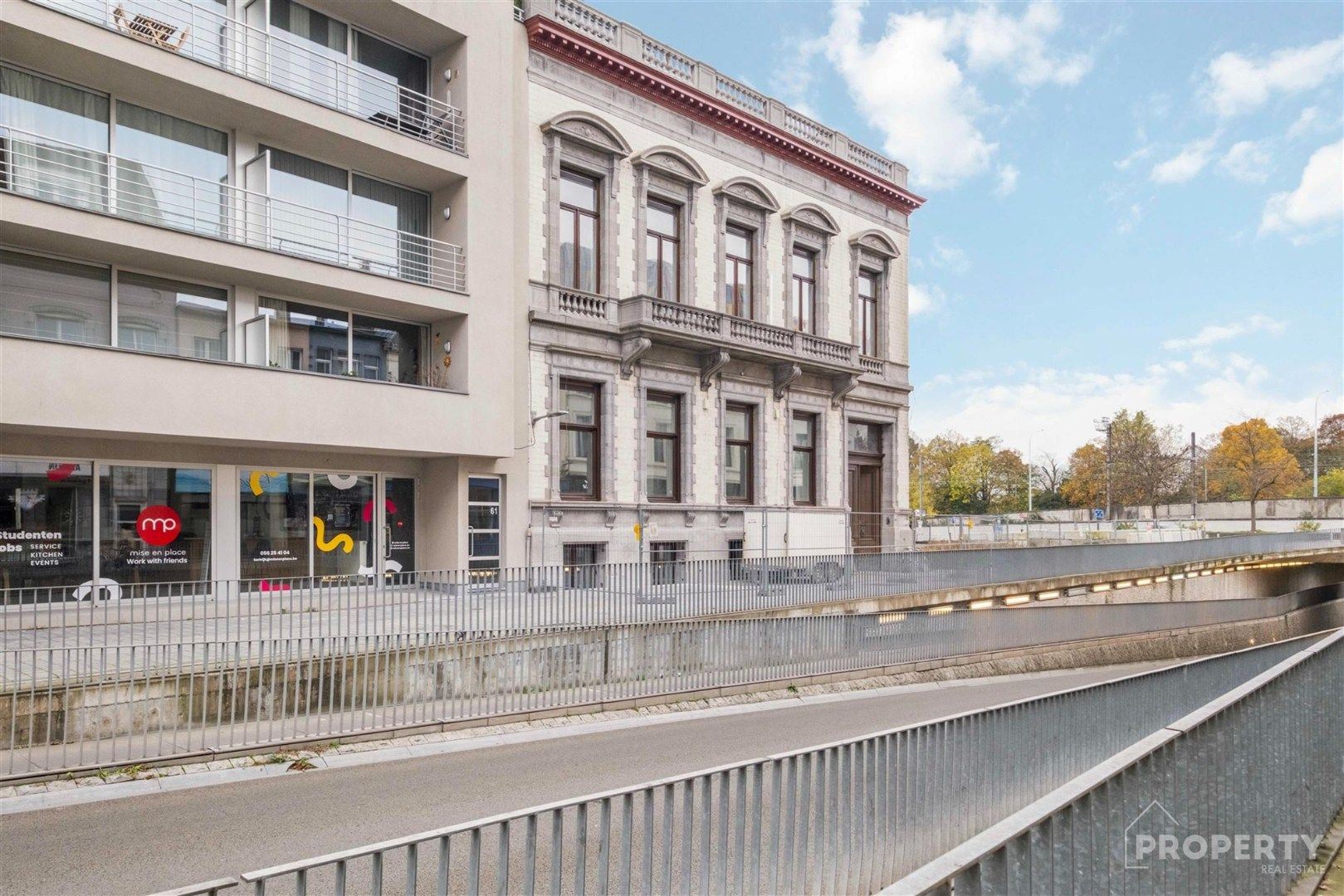 High-end studentenkamer in klassevol erfgoedgebouw foto 10