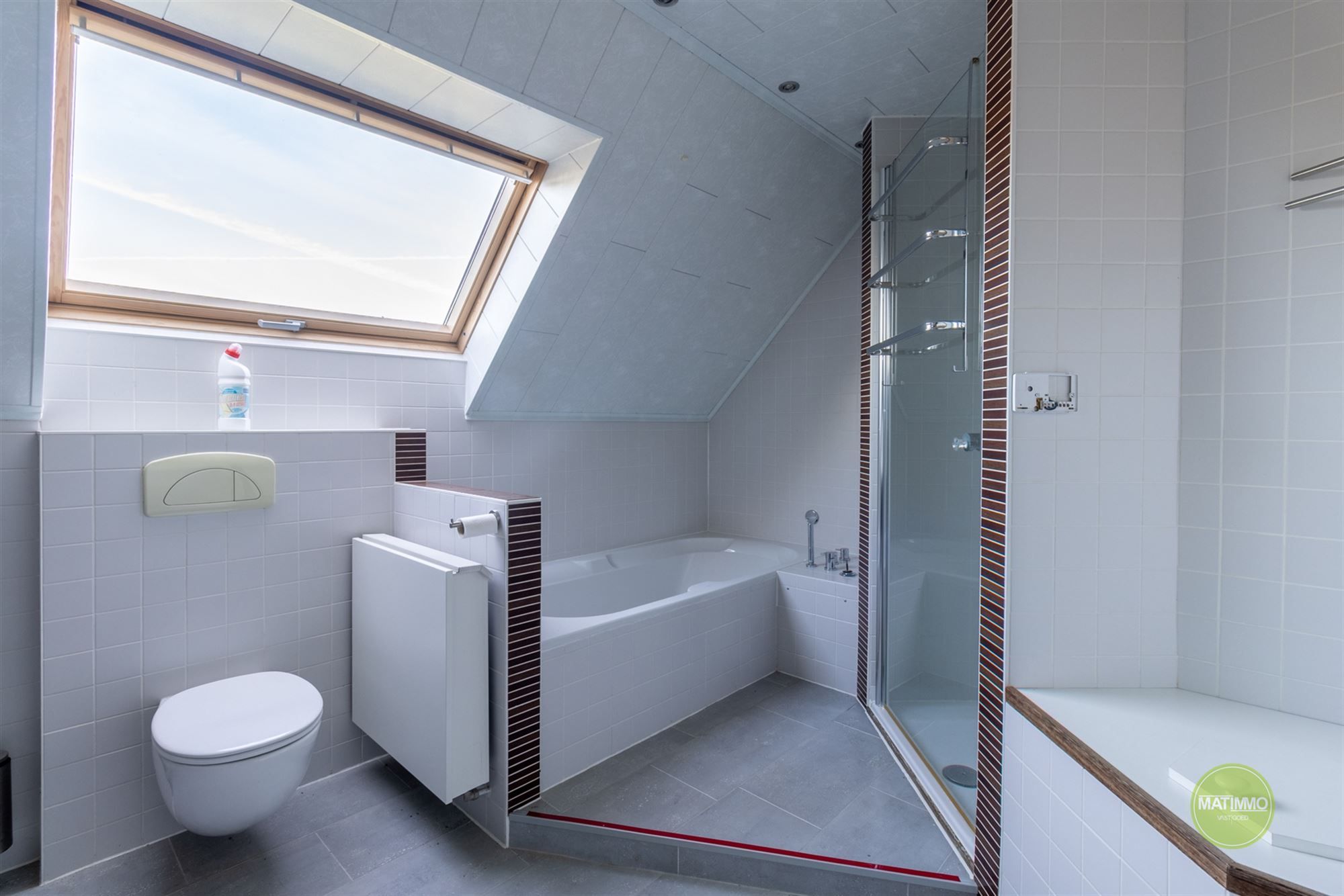 Gezinswoning met paardenweides op 5.791 m² in Mol foto 12