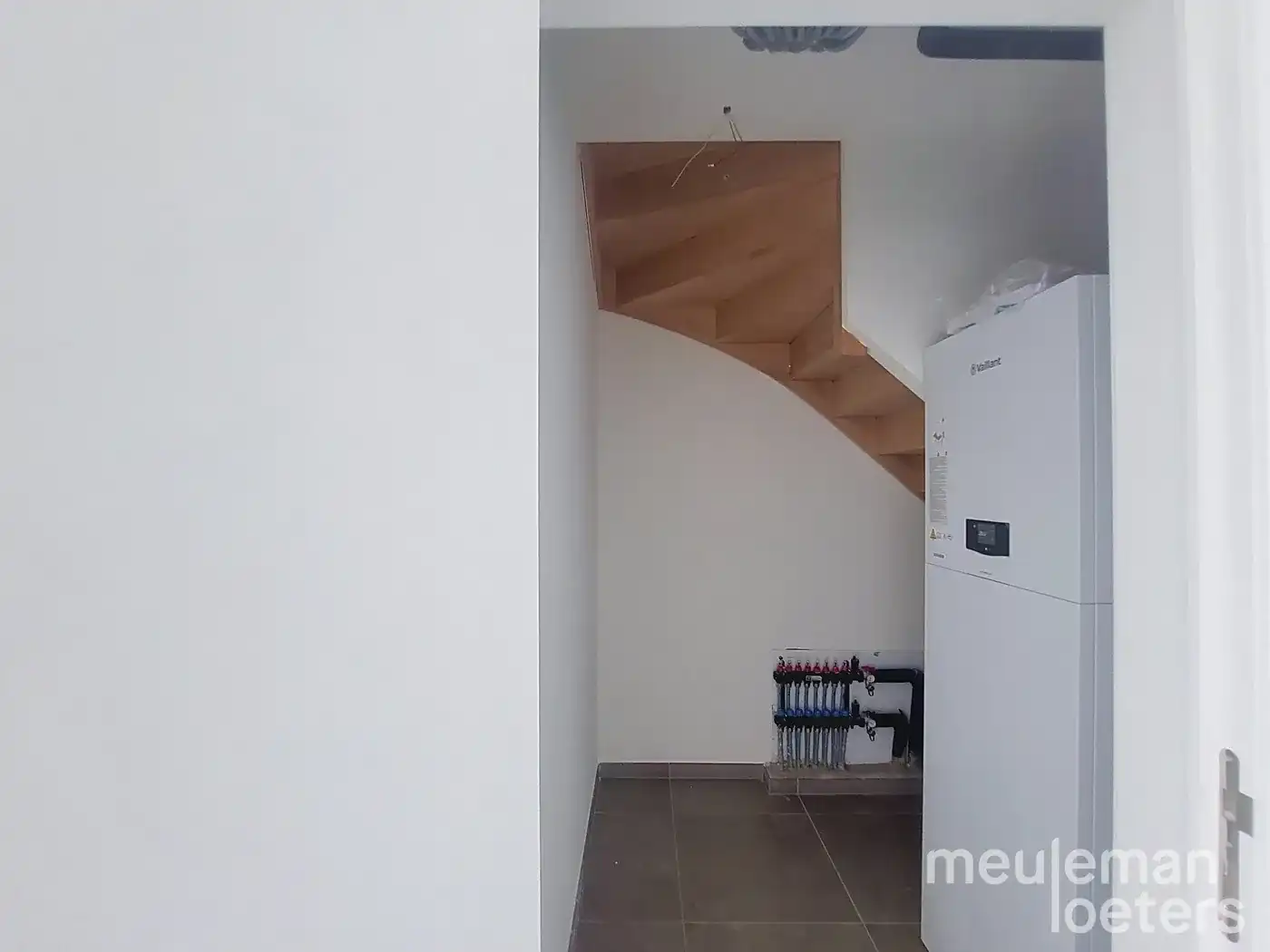Nieuwbouwwoning met 4 slaapkamers foto 10