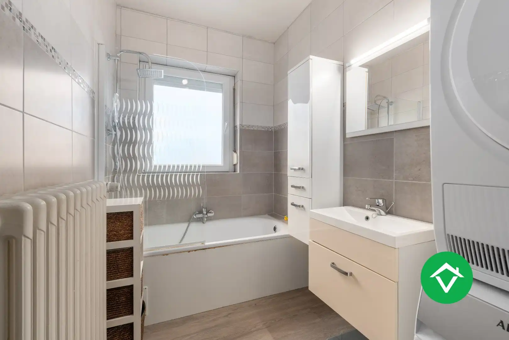 Appartement met 2 slaapkamers en groot terras  in centrum Aartrijke foto 8