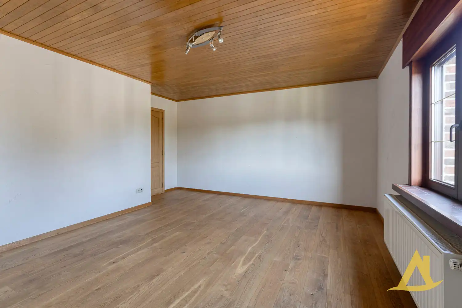 LANDELIJKE WONING IN EEN RUSTIG STRAATJE TE BEKKEVOORT! foto 37