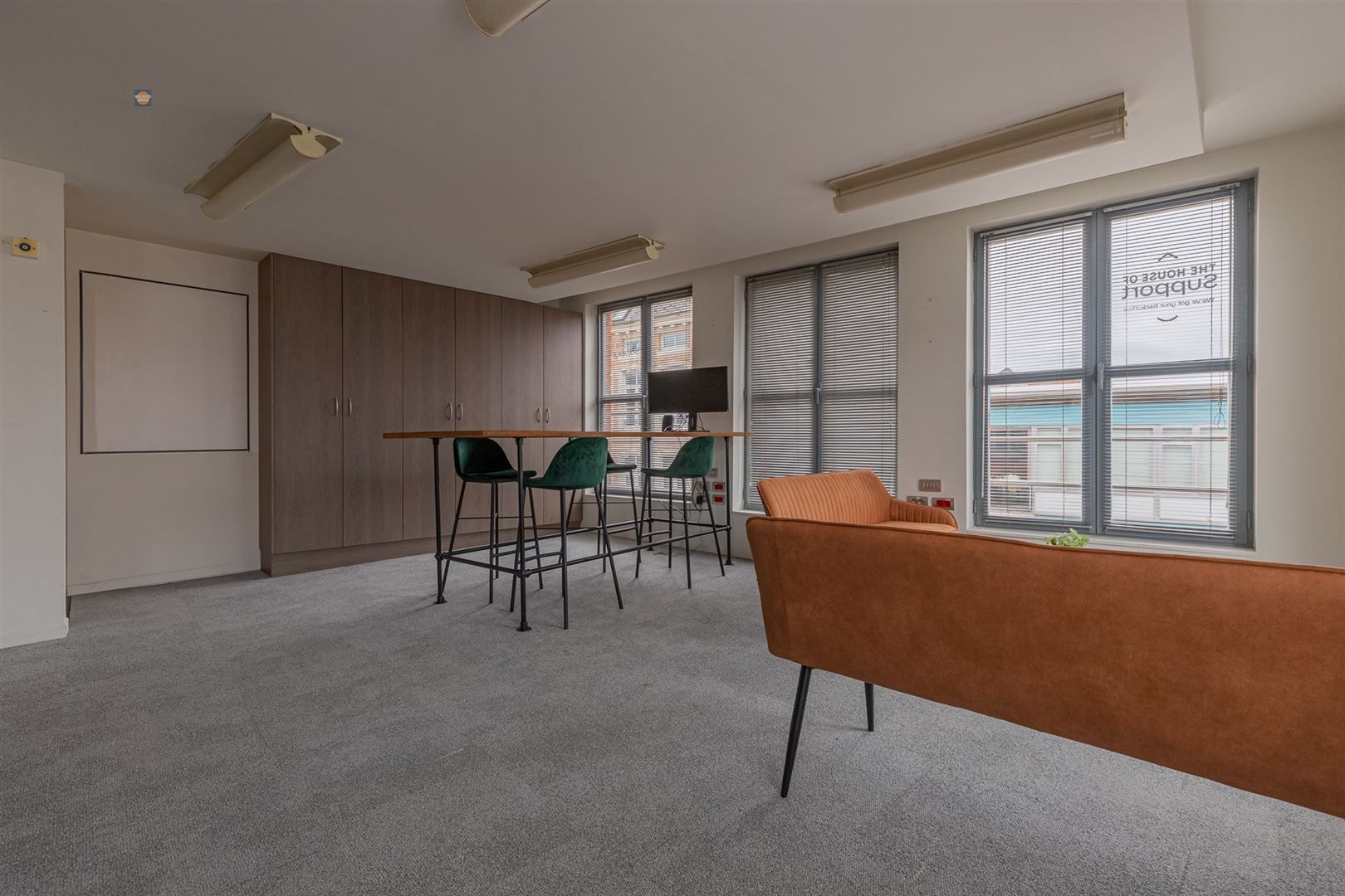 Unieke kantoorlocatie in hartje Mechelen foto 8