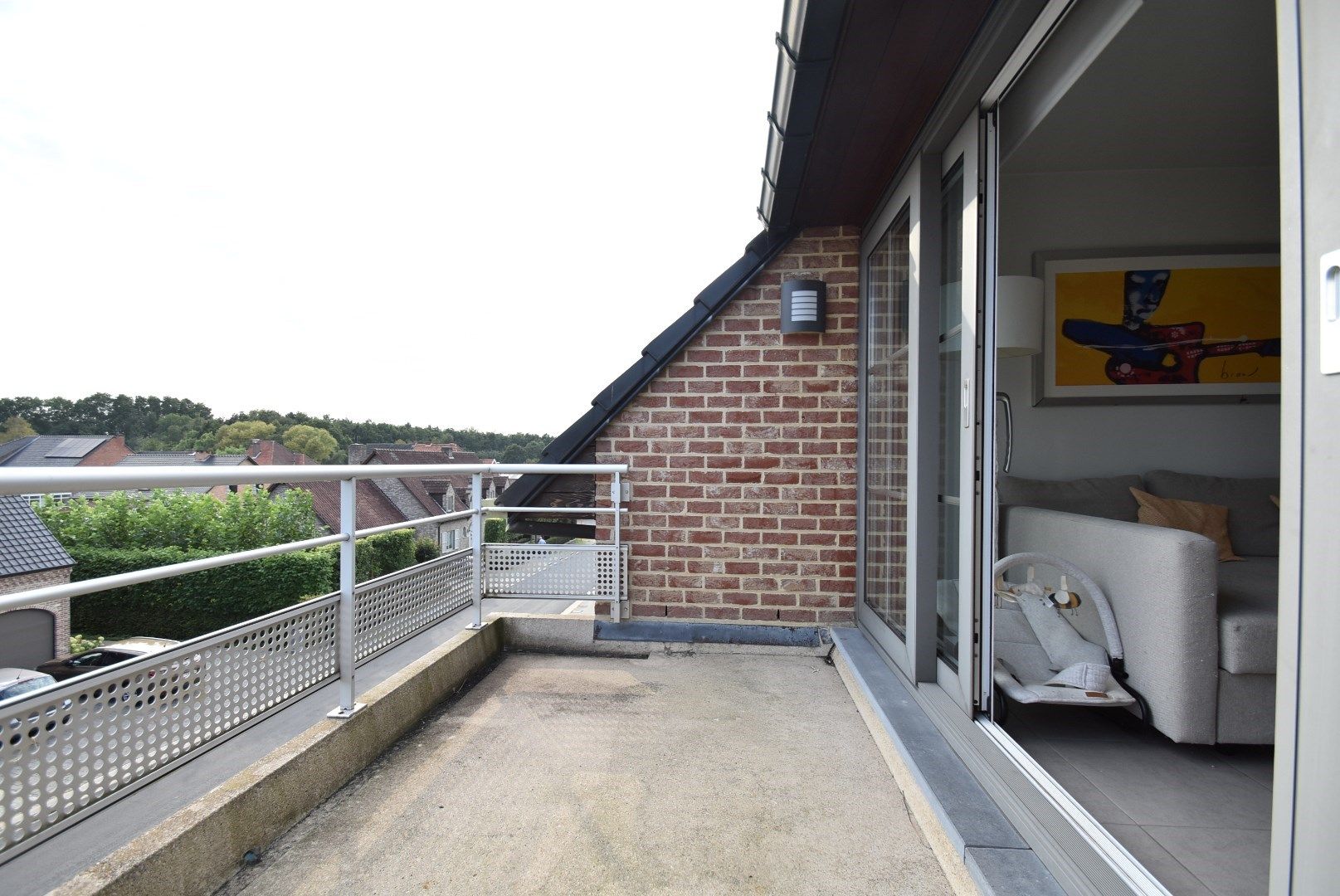 Ruim en luchtig Duplex appartement - 130 m² - met 3 slpk, bureauruimte, 2 terrassen en garage te Munsterbilzen foto 9