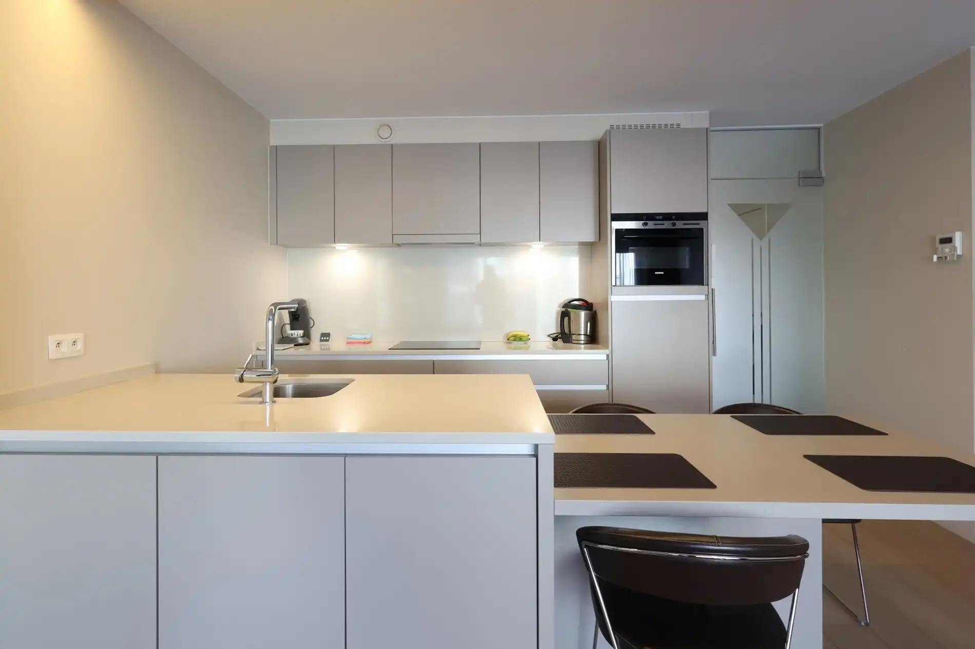 Modern appartement nabij het strand Oostduinkerke foto 6