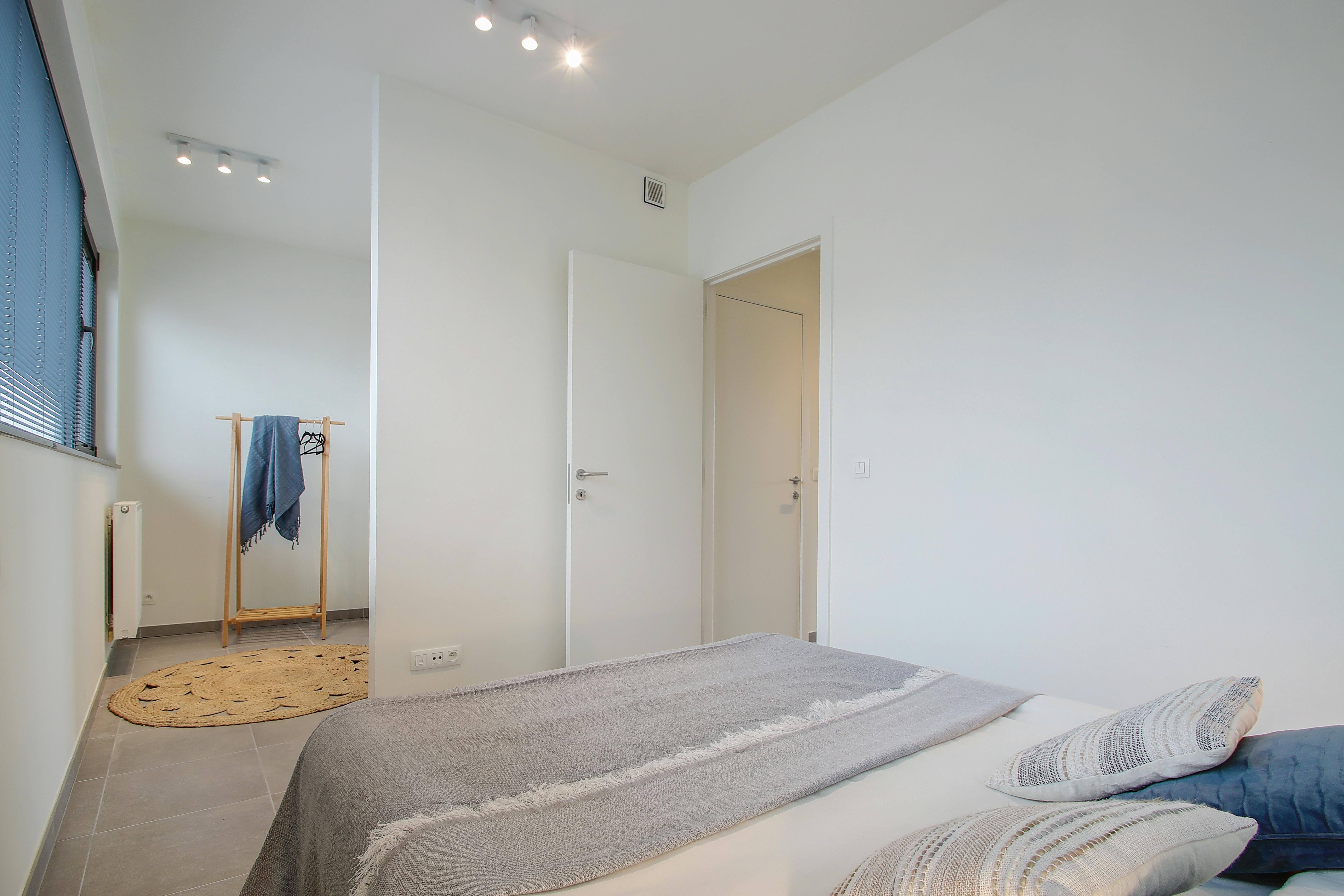 Ruim nieuwbouwappartement te koop in het centrum. foto 32