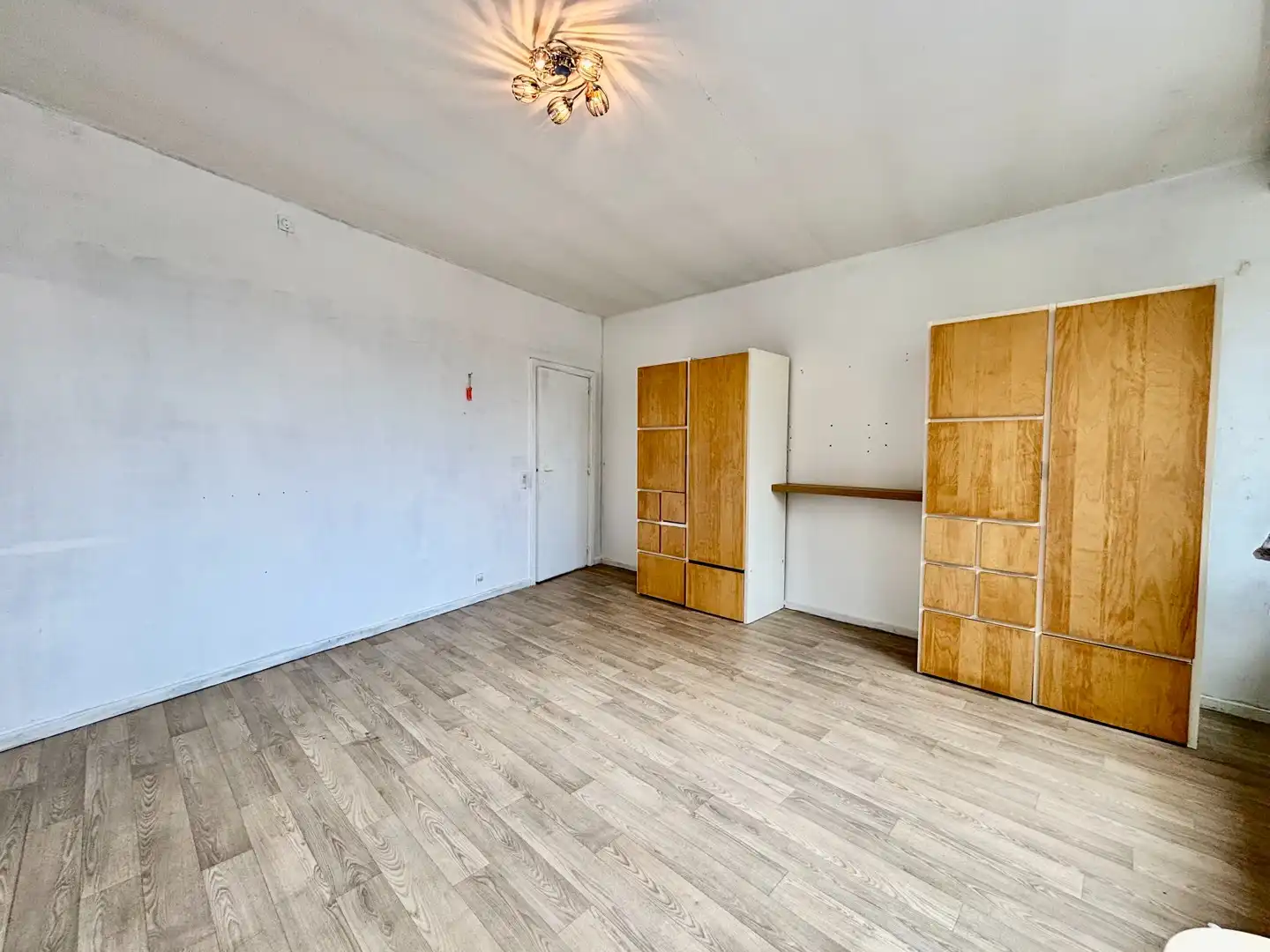 Ruim appartement op het Marktplein in Ardooie foto 16
