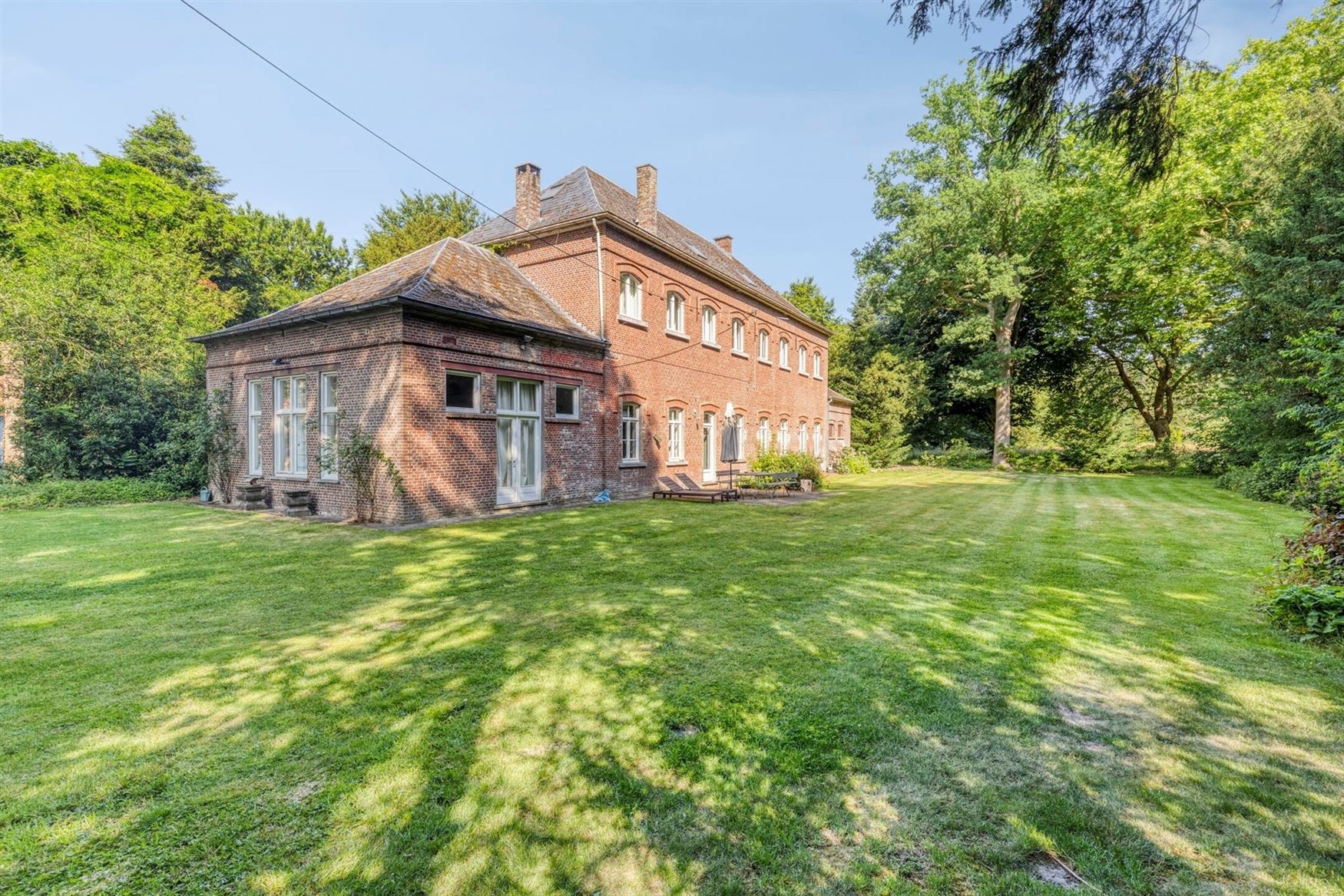 Uitzonderlijk koetshuis op kasteeldomein in Hansbeke, 487m² puur woongenot foto 32