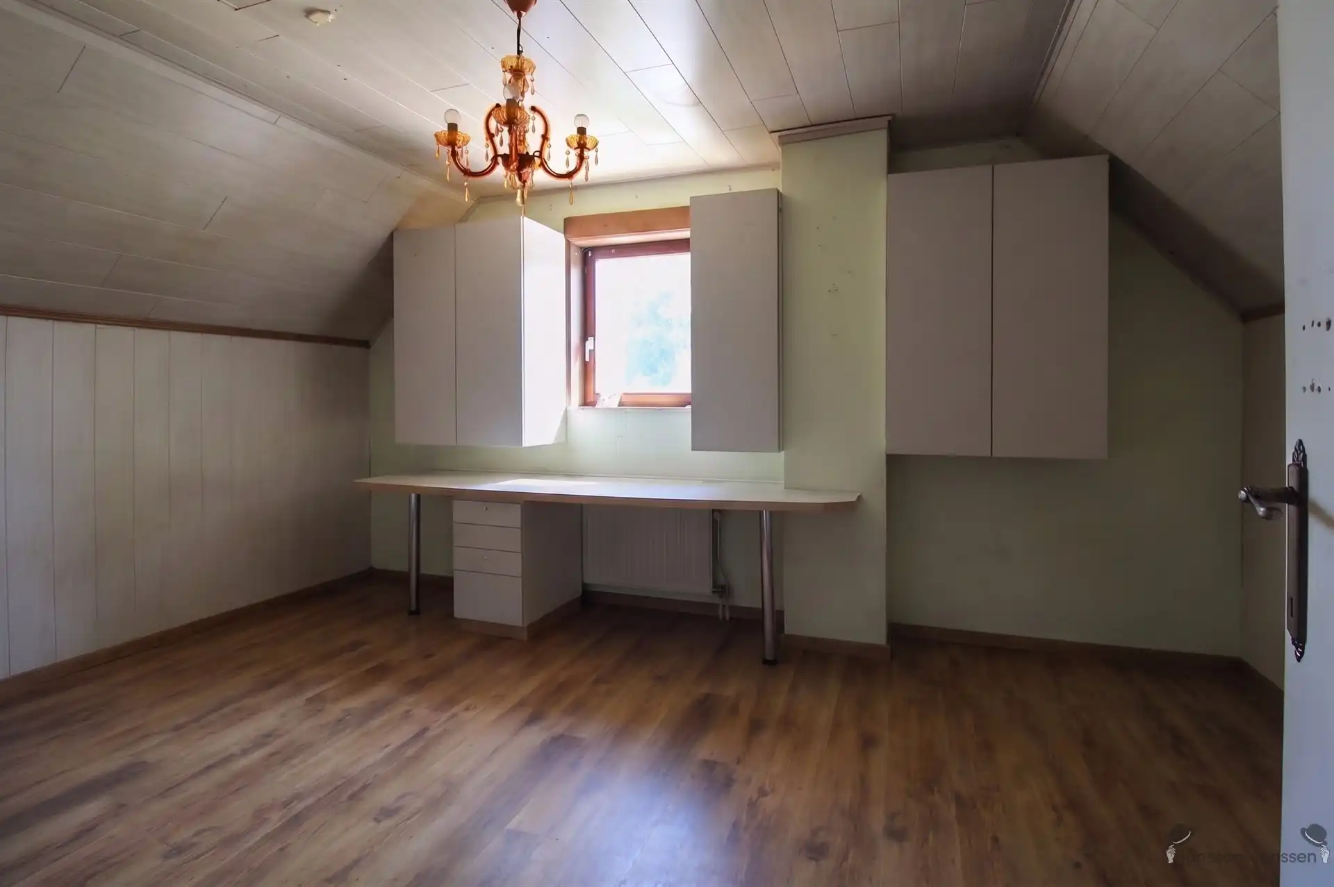 Ruime villa op perceel van 1000m², ideaal voor zelfstandige activiteit foto 25