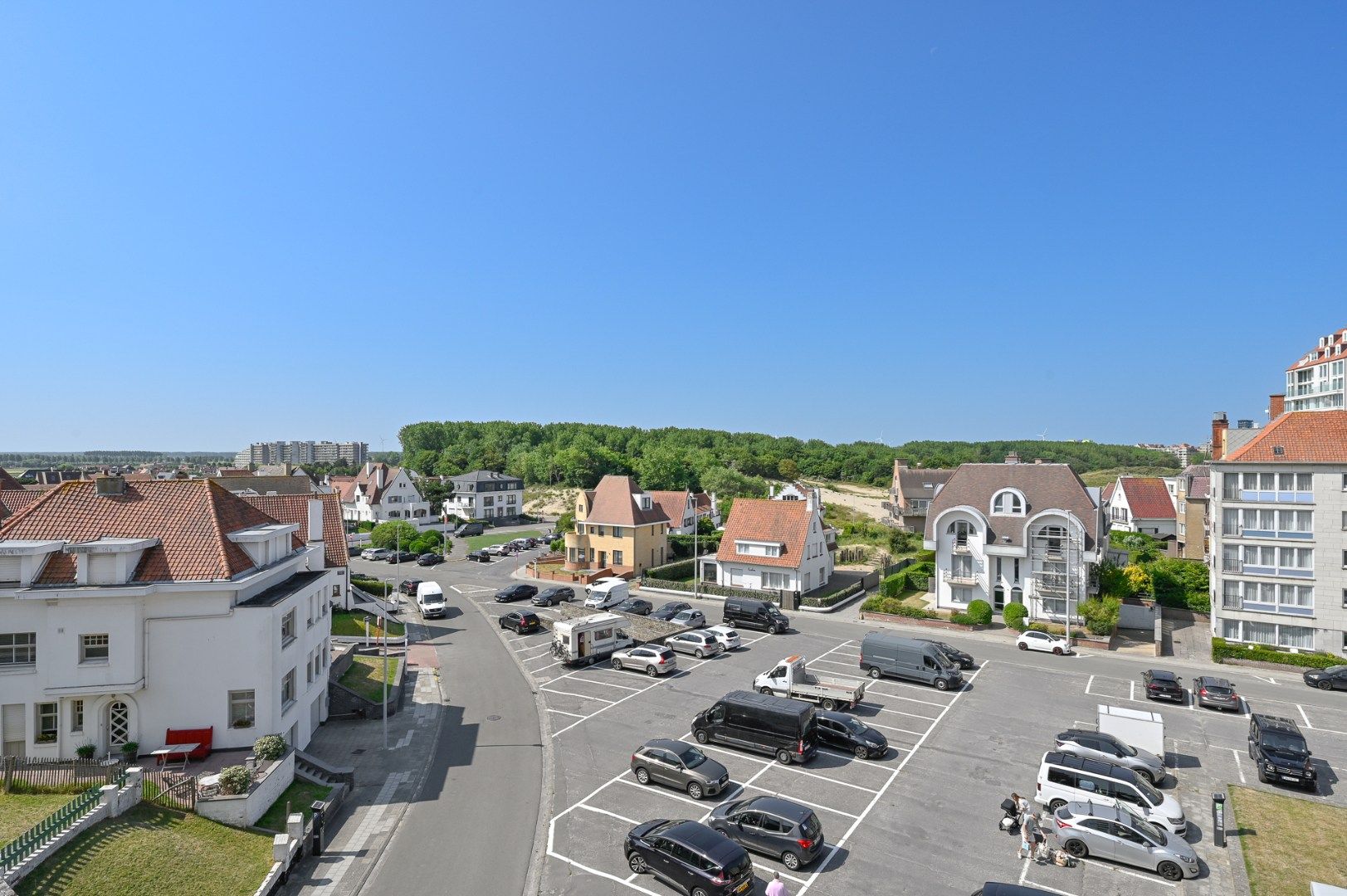 Uniek hoekappartement met 5 slaapkamers en schitterend uitzicht in Duinbergen foto 20