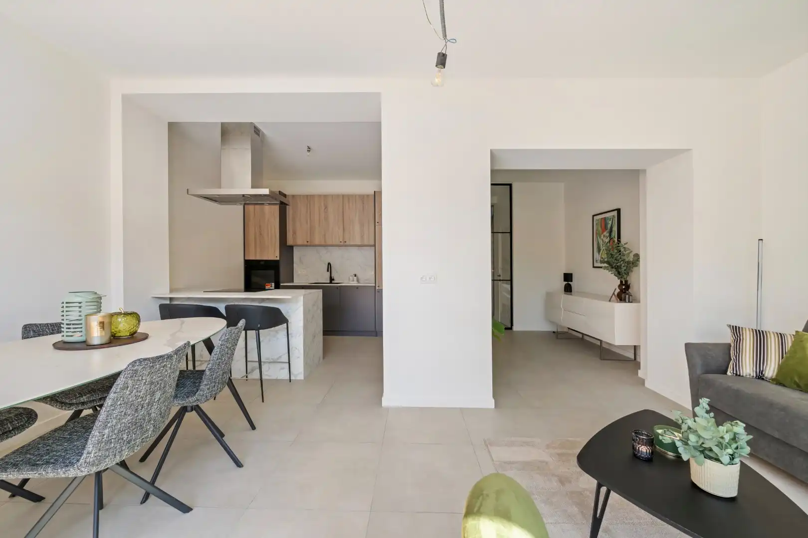 Instapklare woning met 4 slaapkamers, 2 badkamers, garage en 2 zonneterrassen in Dadizele foto 6