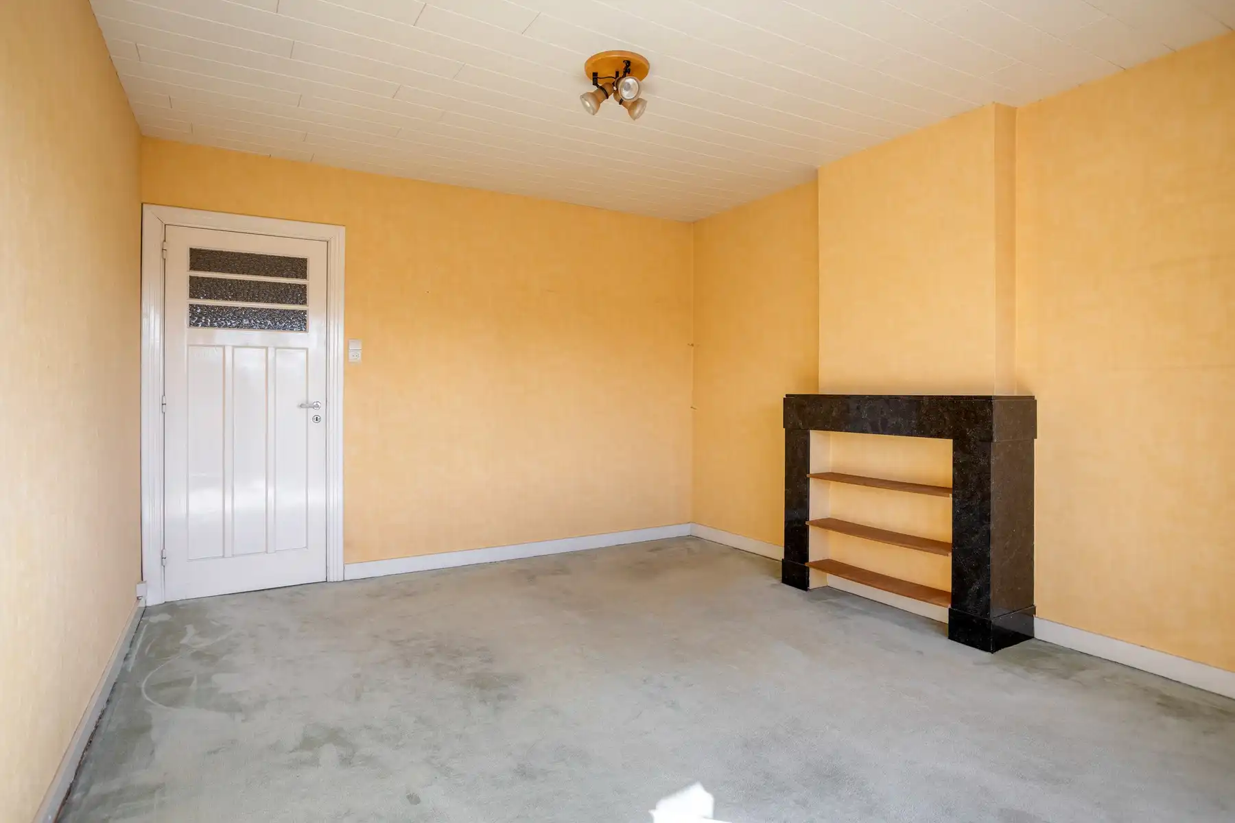 Karaktervol ruim herenhuis in het stadscentrum van Tongeren foto 19