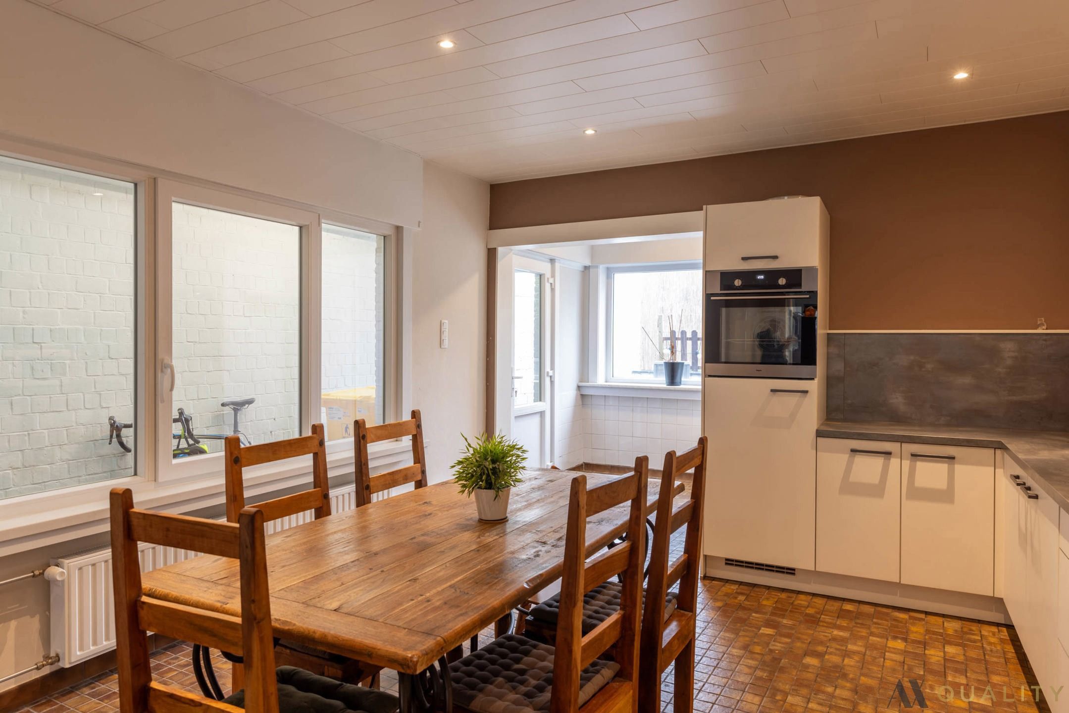 Gerenoveerde woning in Bornem centrum foto 6