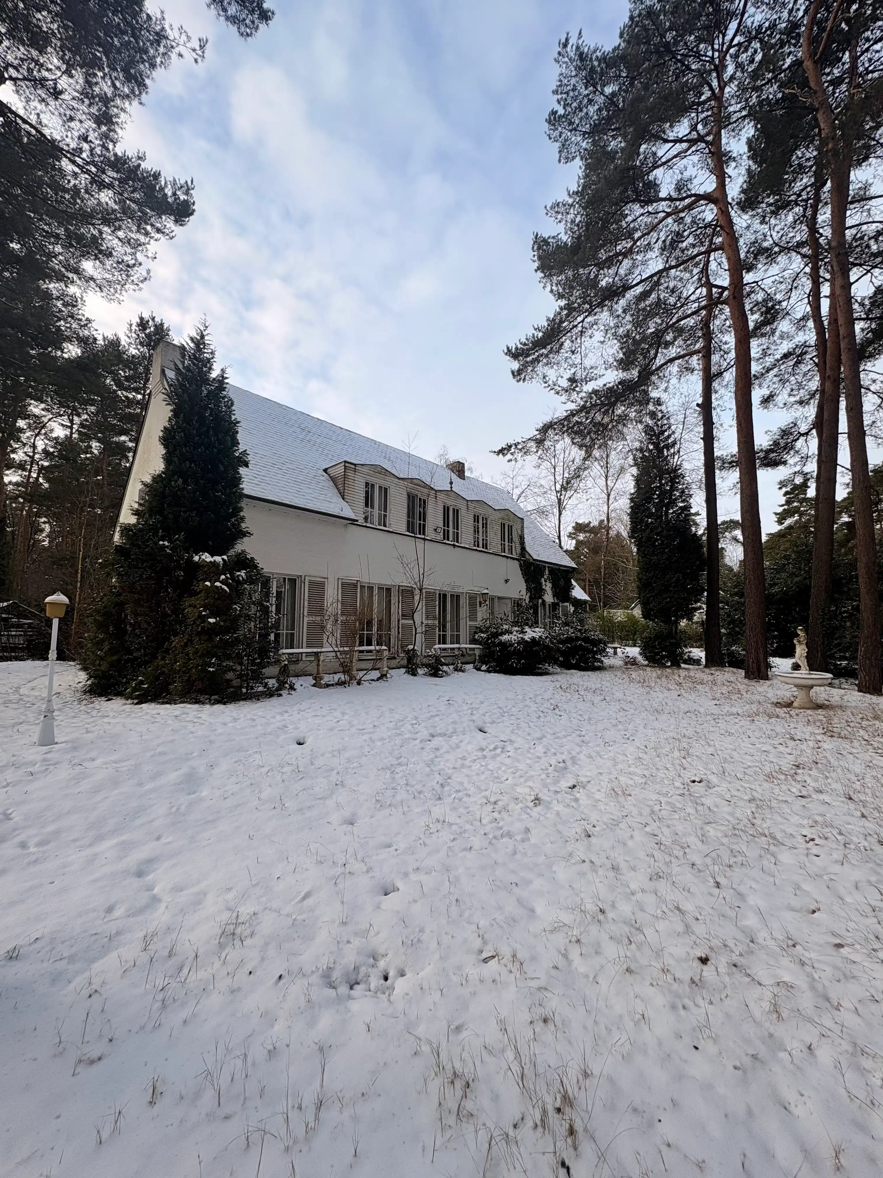 Karaktervolle villa op uniek perceel van ca. 5000 vierkante meter foto 9