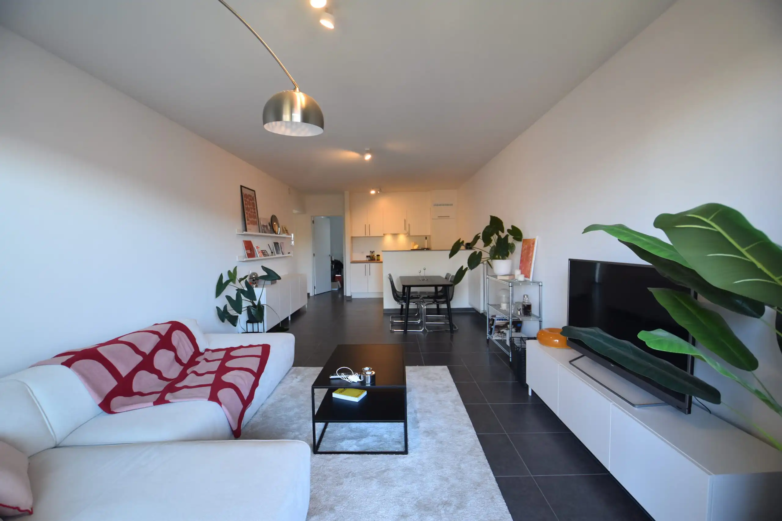 Recent energiezuinig appartement in Sint-Niklaas foto 5