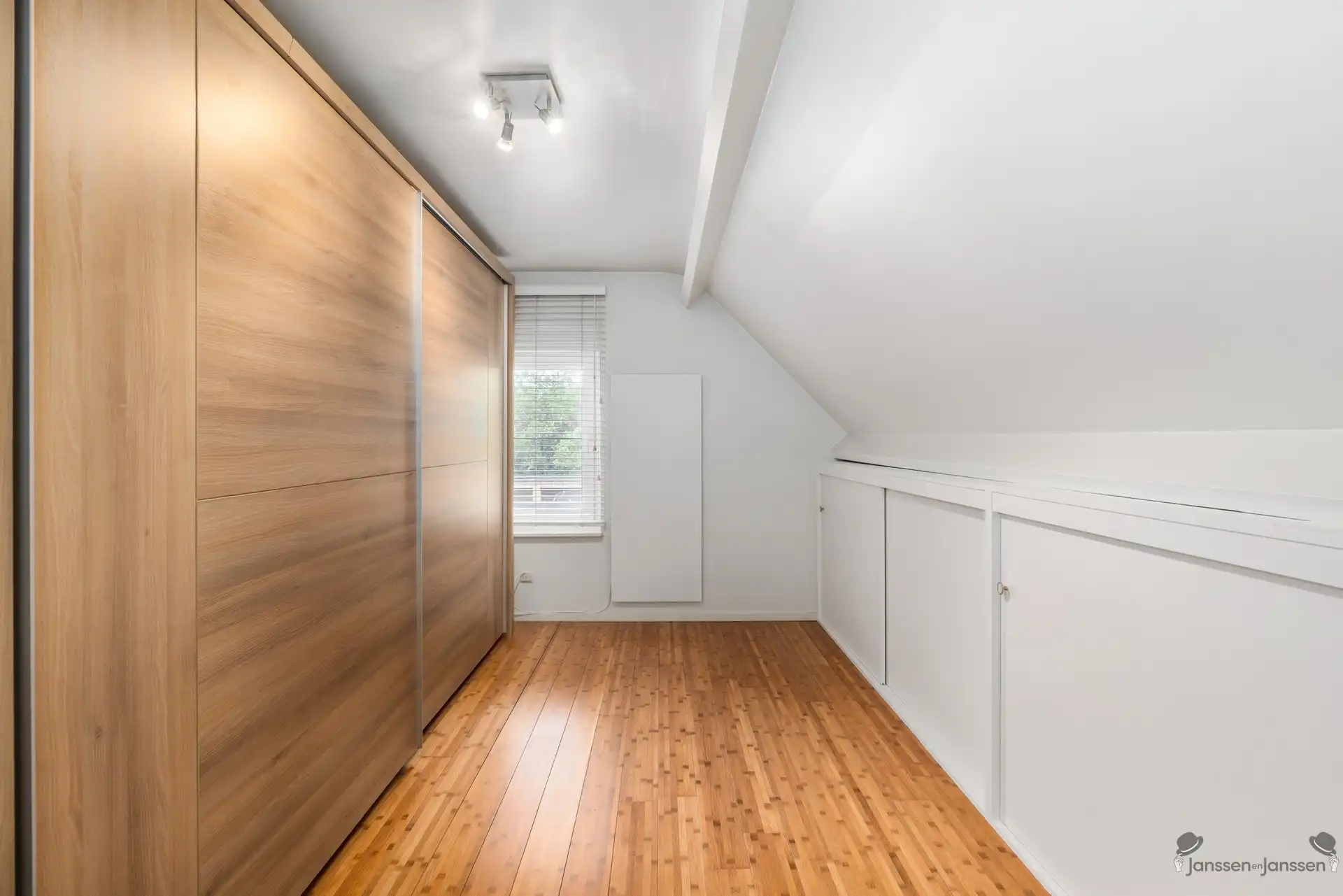 Moderne en lichtrijke woning op 600m² nabij centrum Brecht foto 20