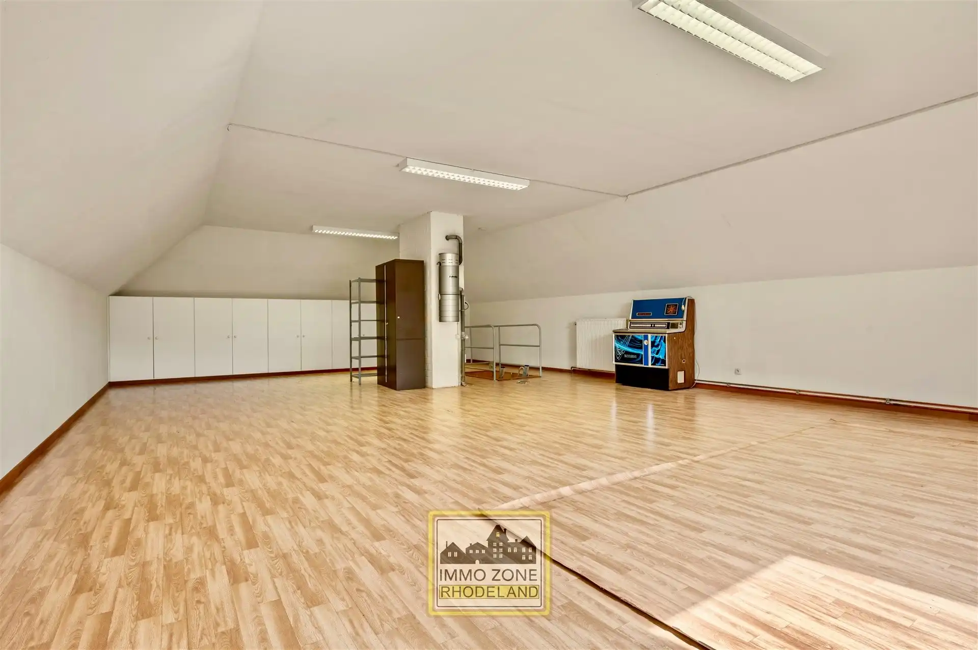 Prachtige bungalow villa met 3 slpks en mooie tuin foto 22